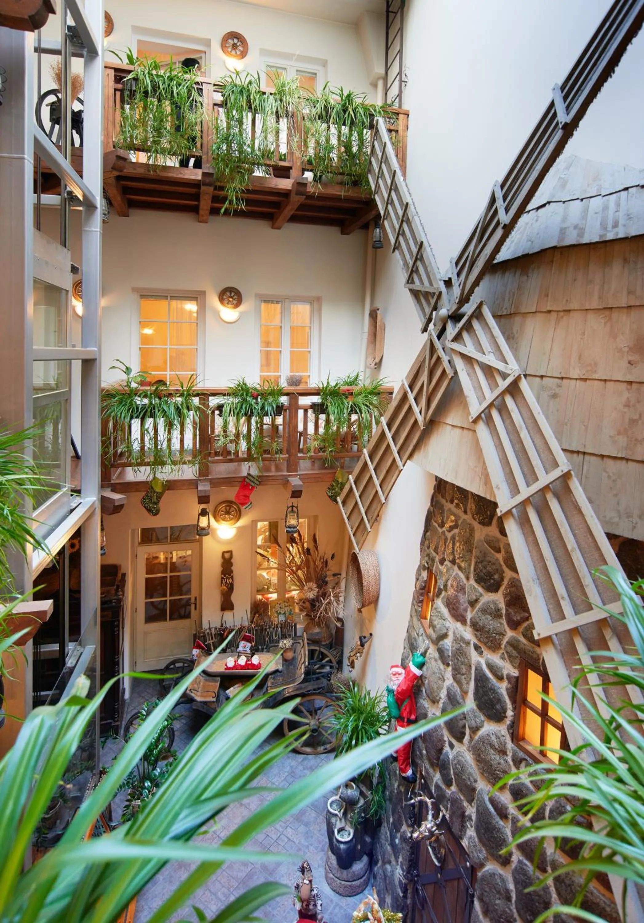 Patio in Angel Town Hall Apartments