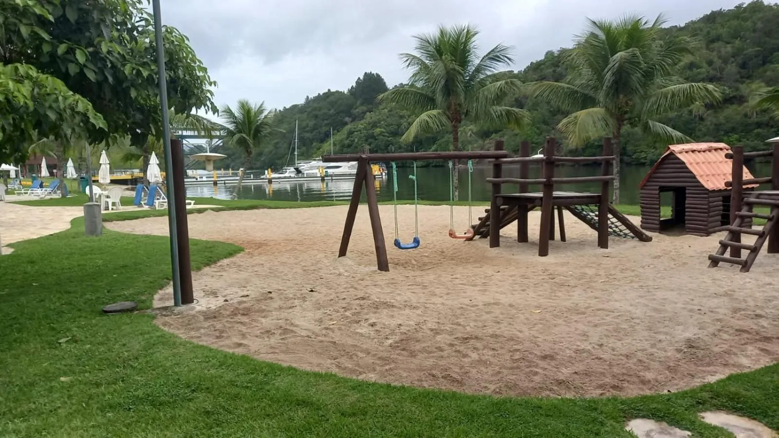 Flat no Resort em Angra Dos Reis RJ