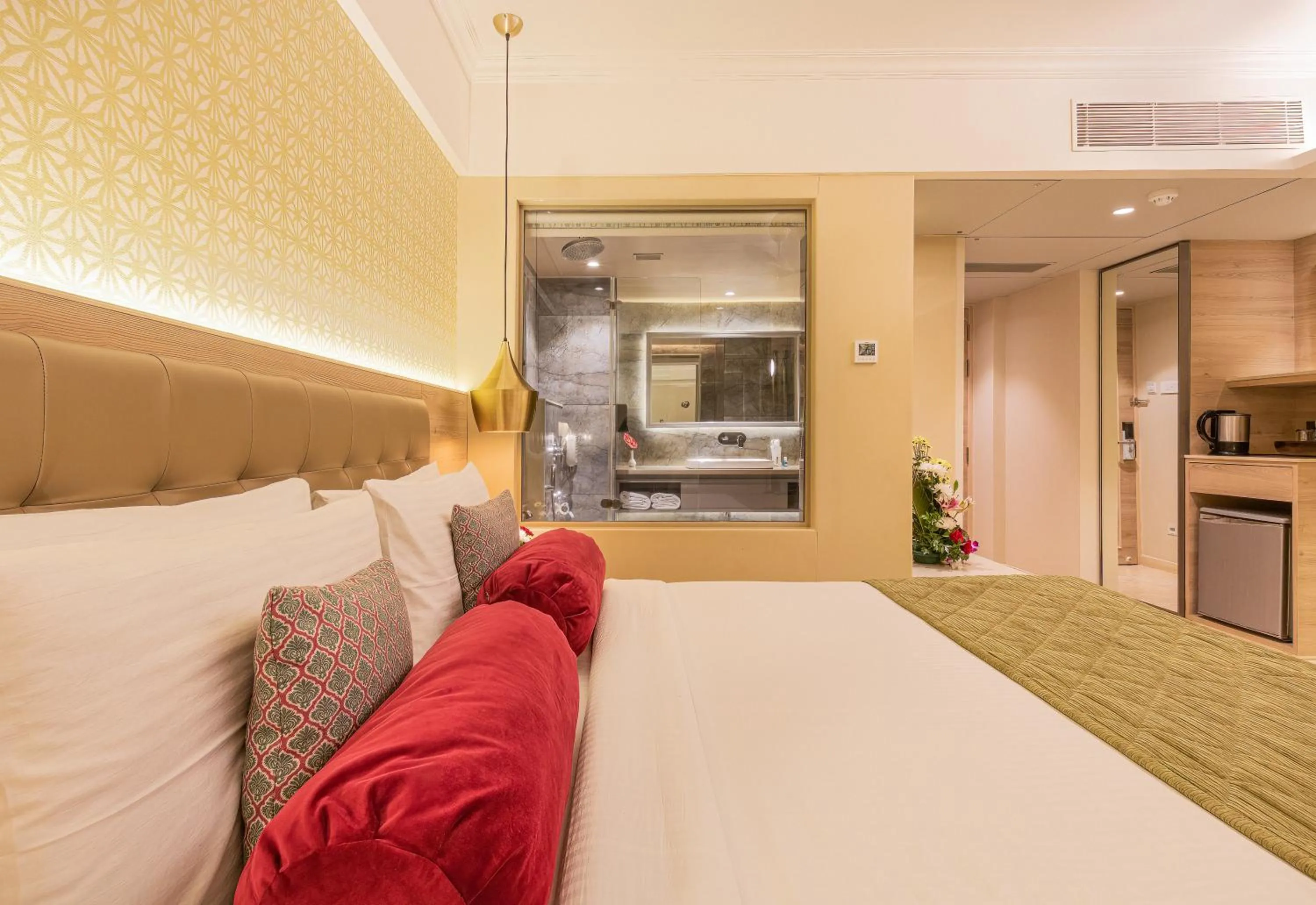 Bed in The Paradise By Tunga