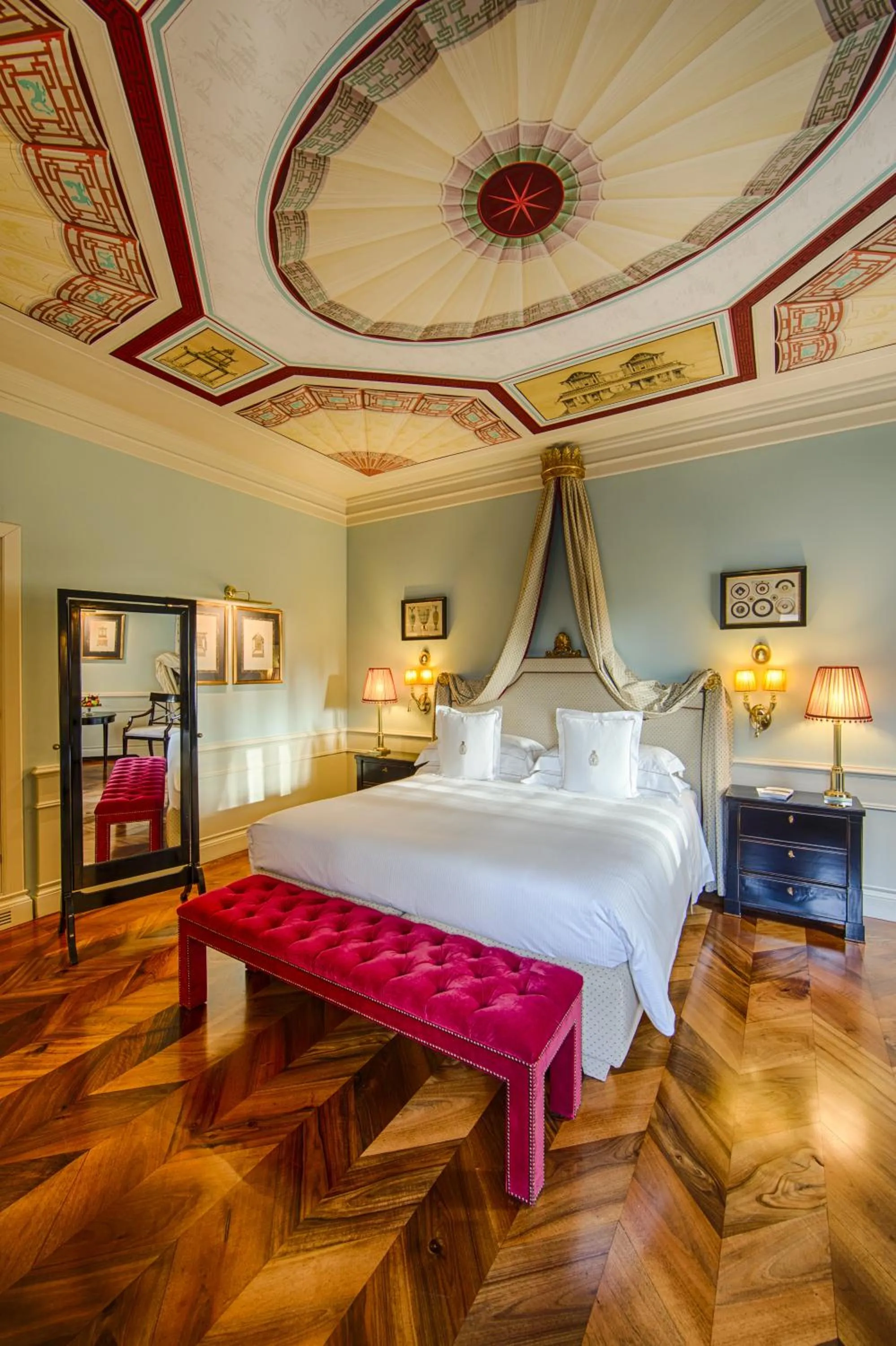 Bed in Villa Cora