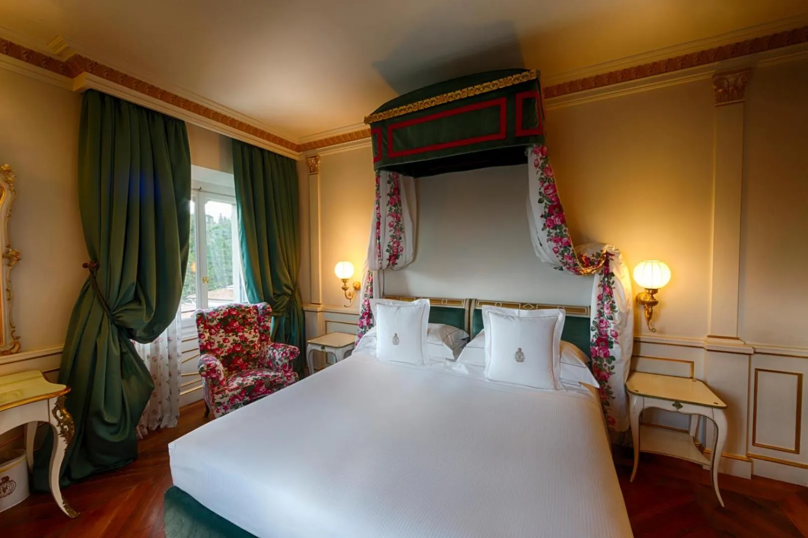Bed in Villa Cora