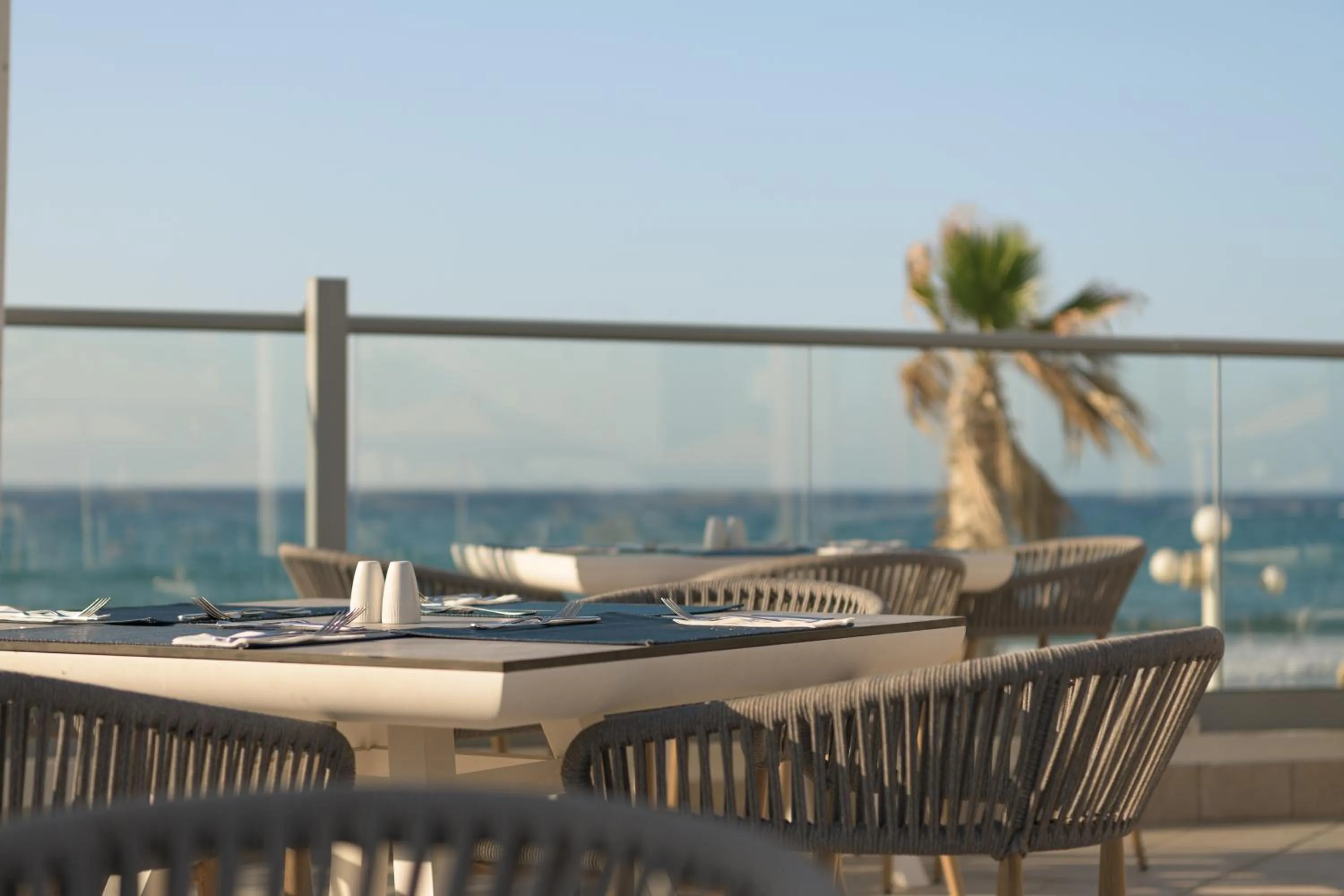 Restaurant/places to eat in Arina Beach Resort