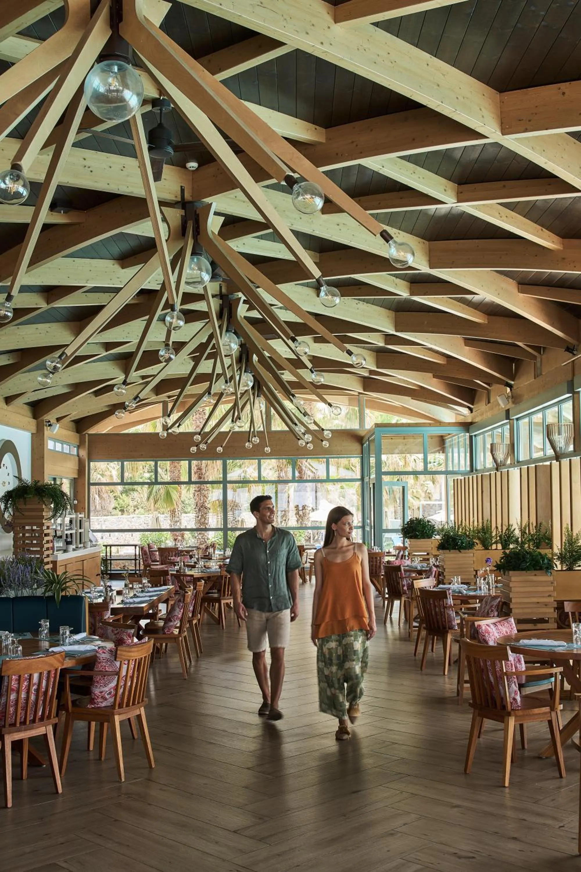 Restaurant/places to eat in Arina Beach Resort