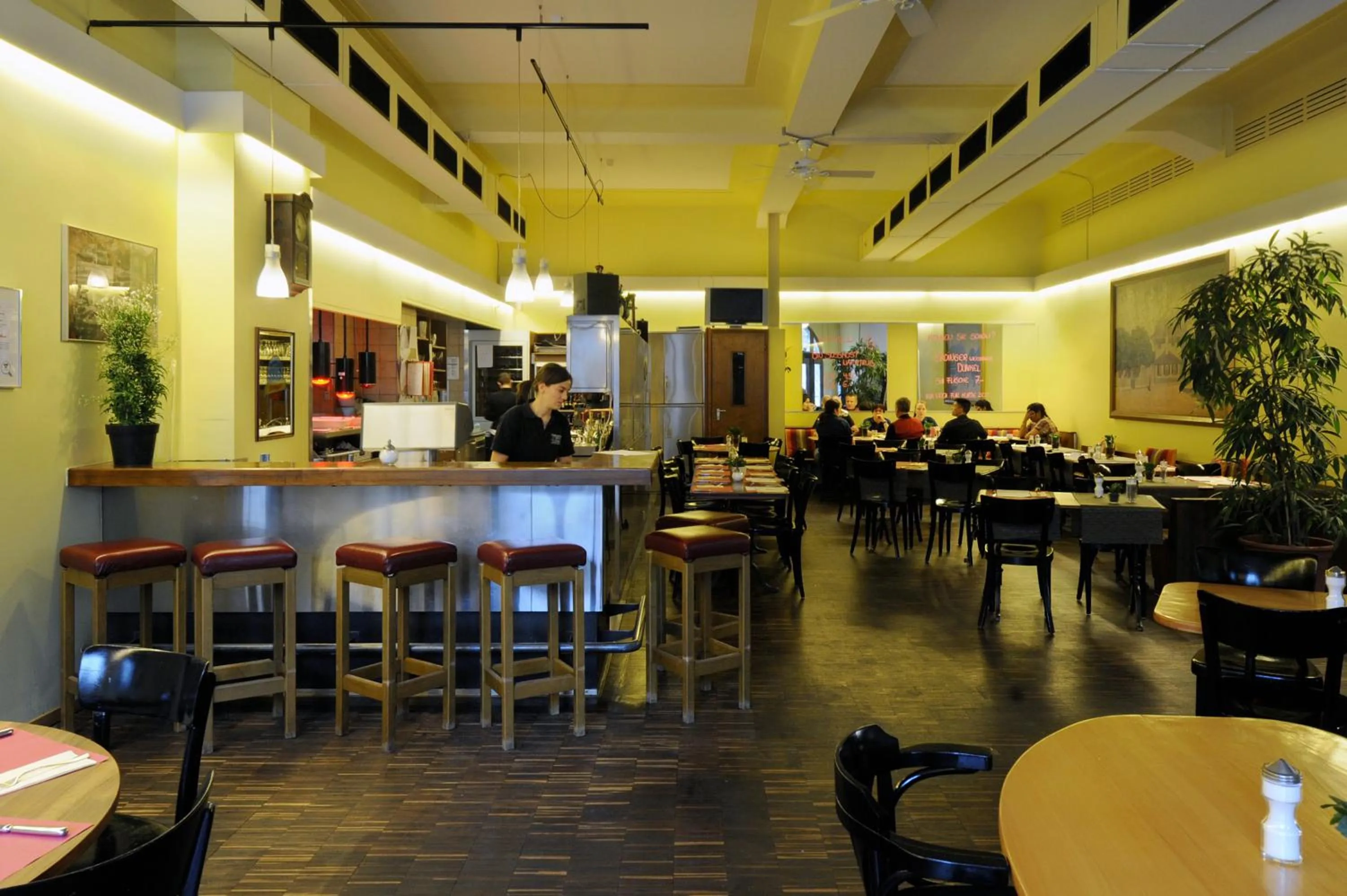 Restaurant/places to eat in Hotel National Bern