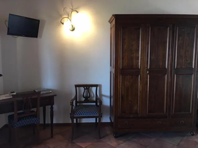 Photo of the whole room in Belvedere Hotel & Villa