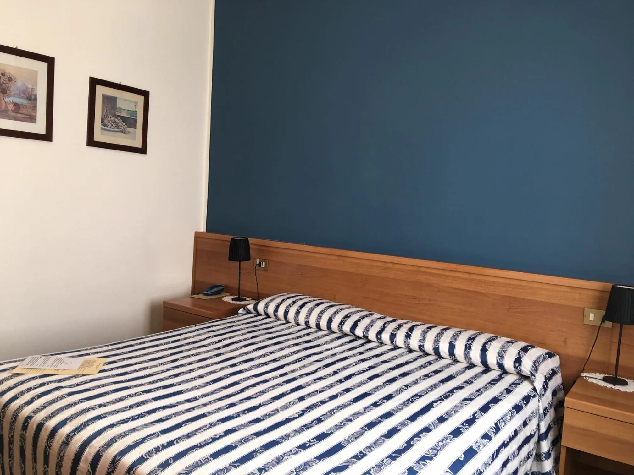 Bed in Belvedere Hotel & Villa