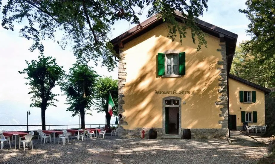 Property building in Ristorante Hotel Falchetto