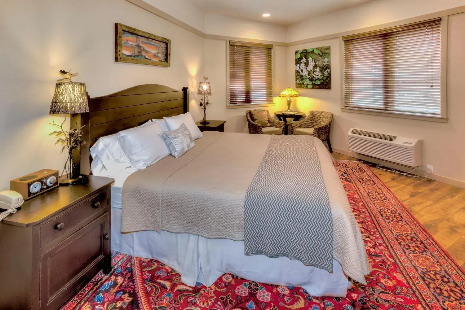 King Room in The Eagle Harbor Inn King Room in The Eagle Harbor Inn