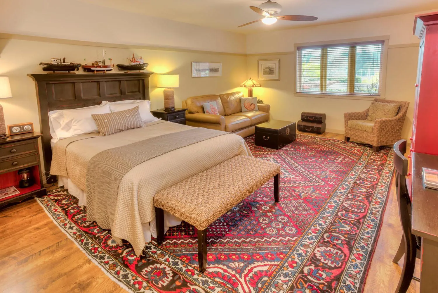 Queen Studio in The Eagle Harbor Inn