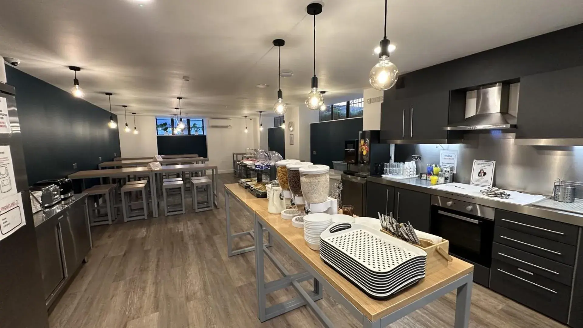 Breakfast in Smart Camden Inn Breakfast in Smart Camden Inn