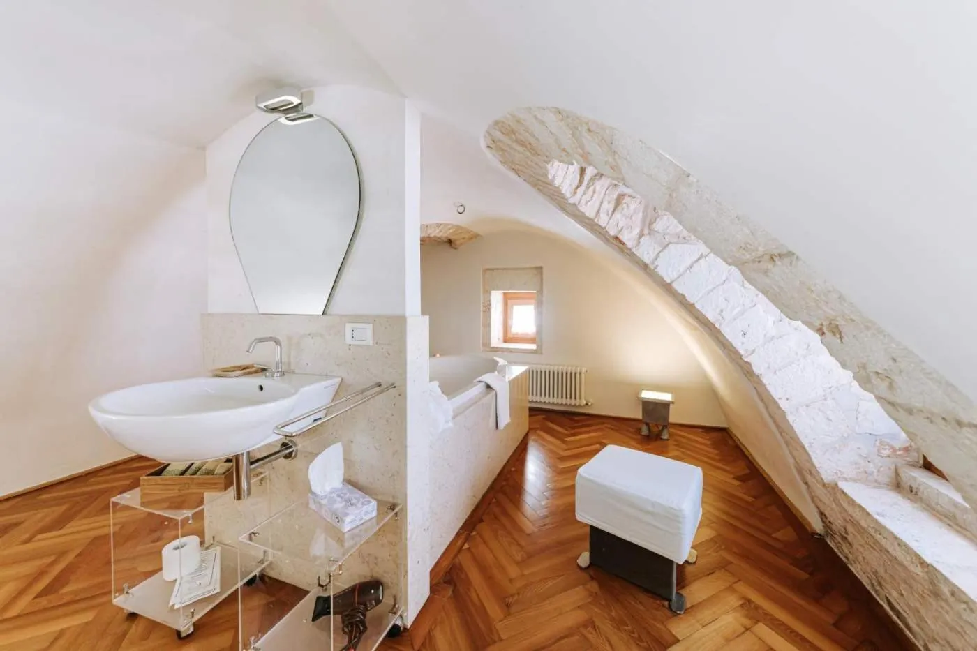 Toilet, Bed in Santa Rosa Relais