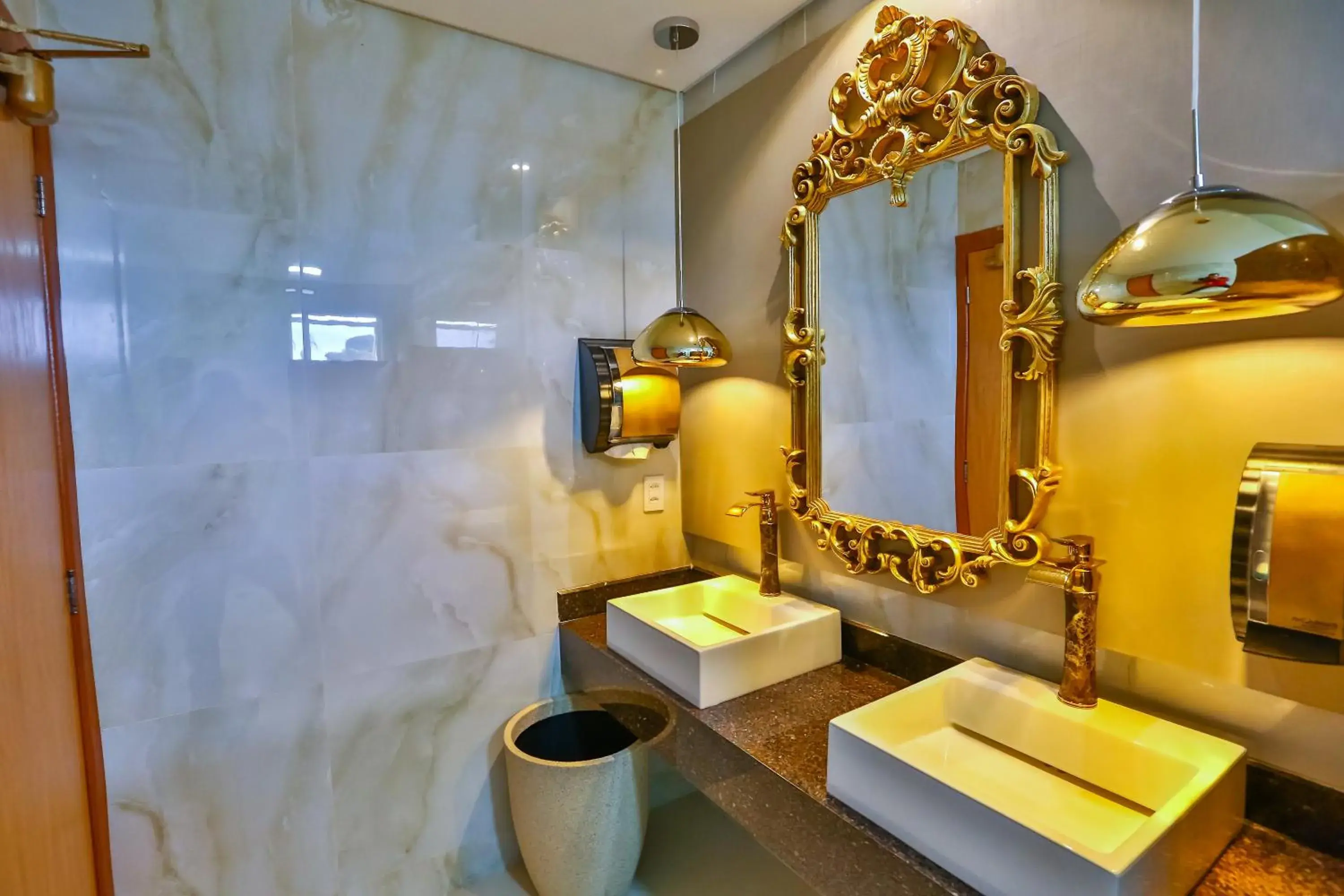 Golden Lis Hotel Boutique Golden Lis Hotel Boutique