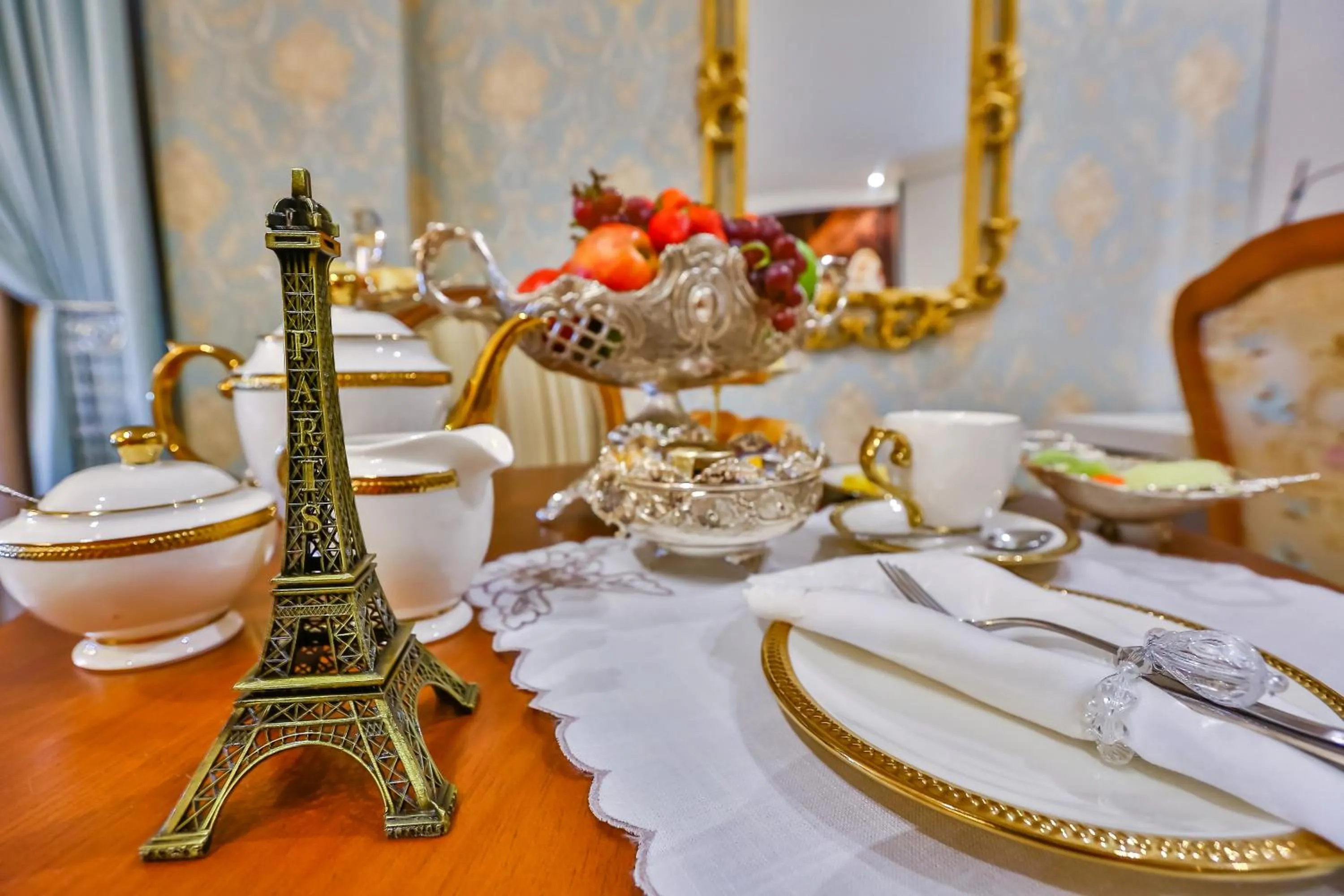 Golden Lis Hotel Boutique