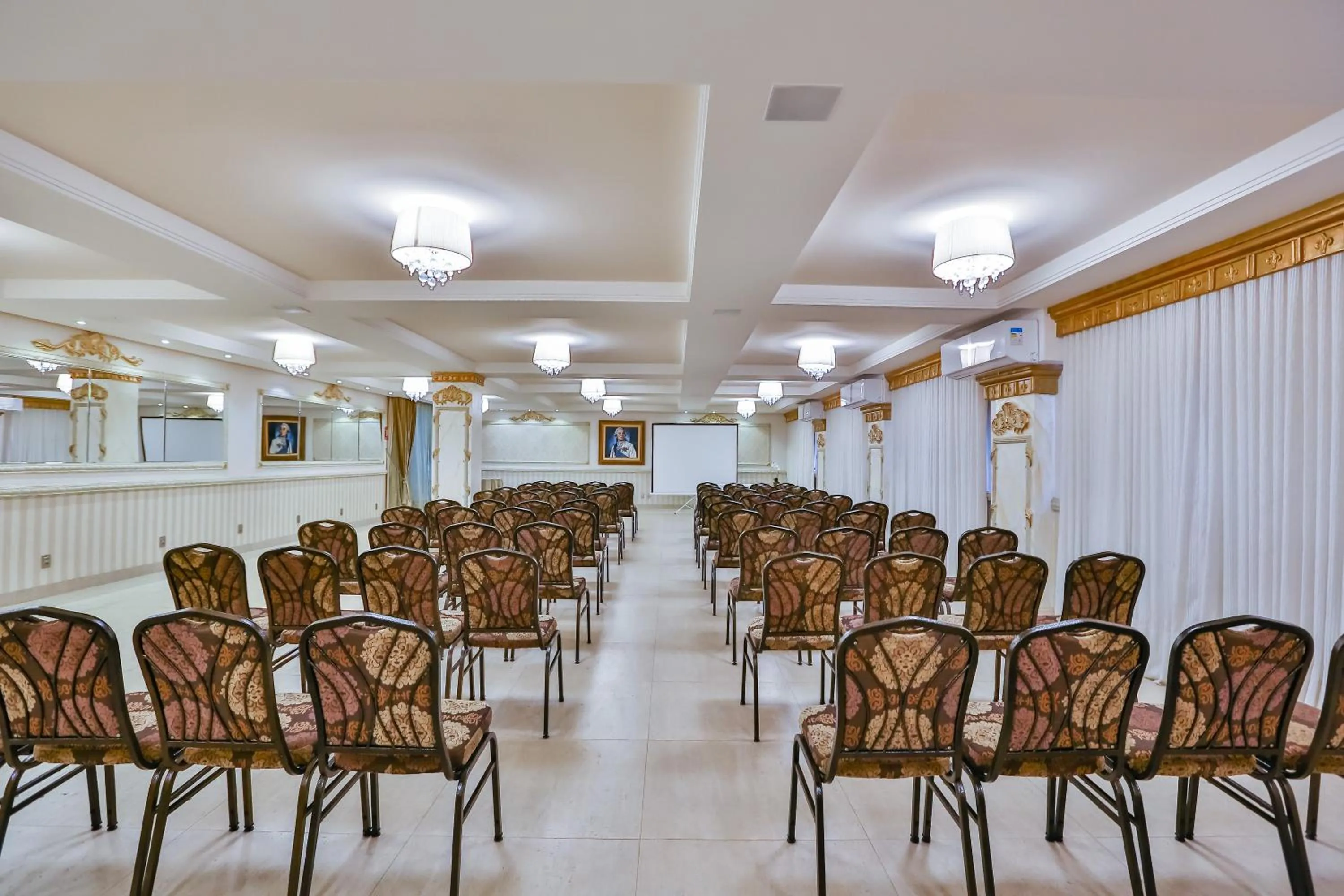 Golden Lis Hotel Boutique