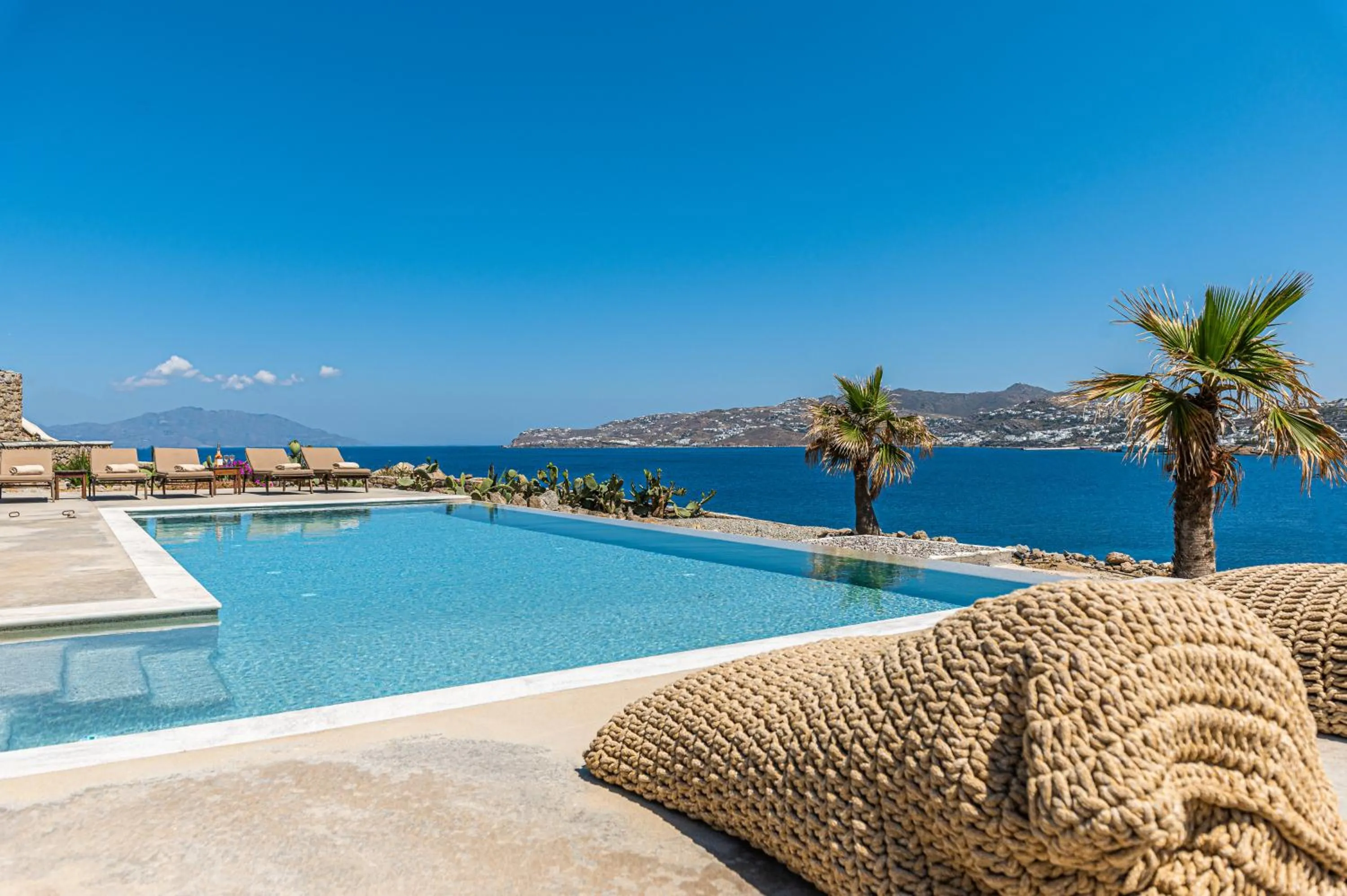 Carpe Diem Villas Mykonos ,Heated Pool!