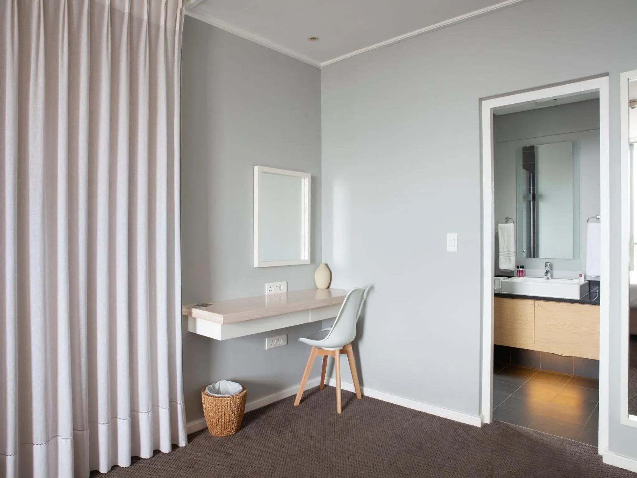 Area and facilities in Atlantic Beach Hotel