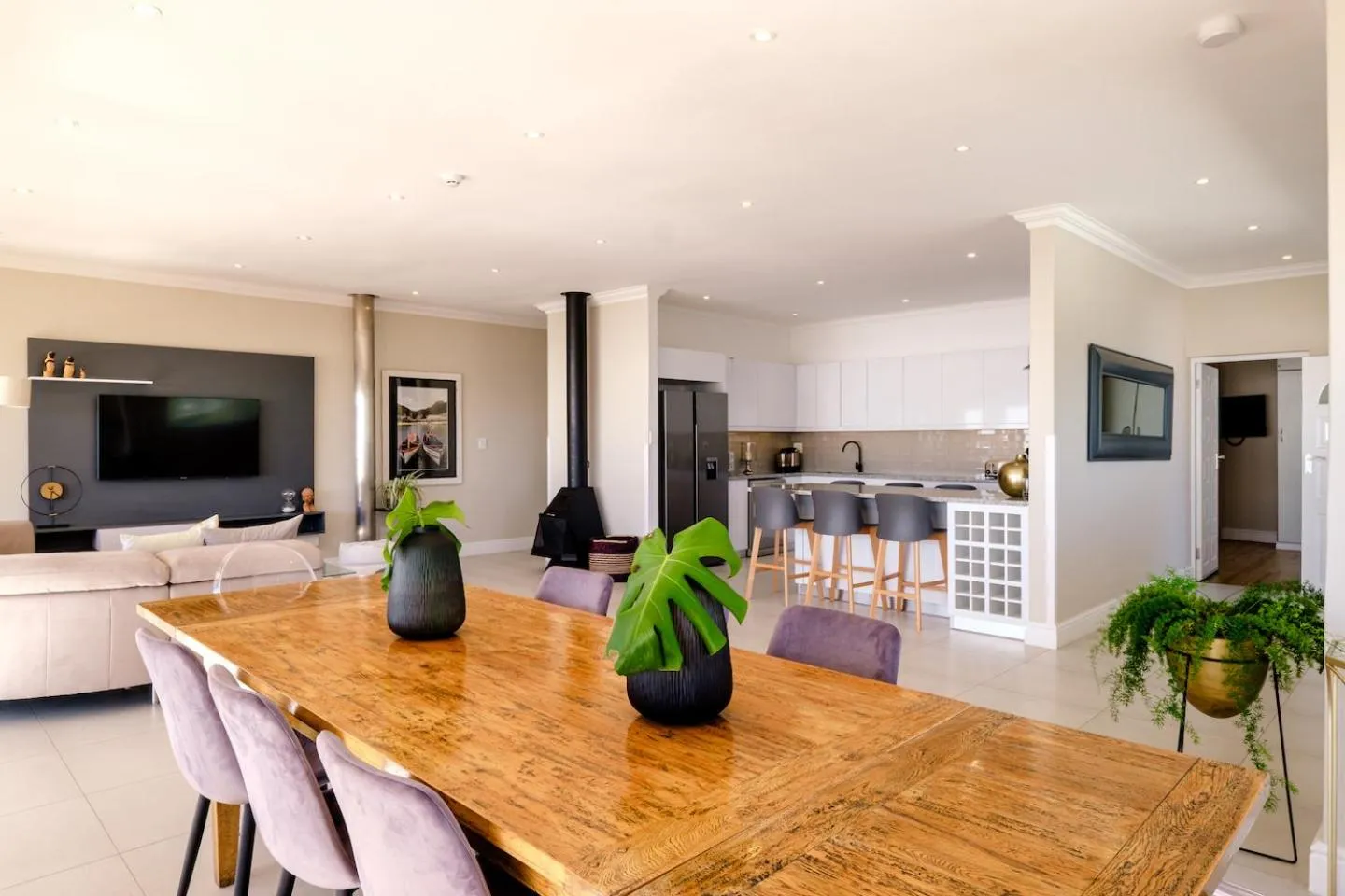 Dining area in 3 On Camps Bay