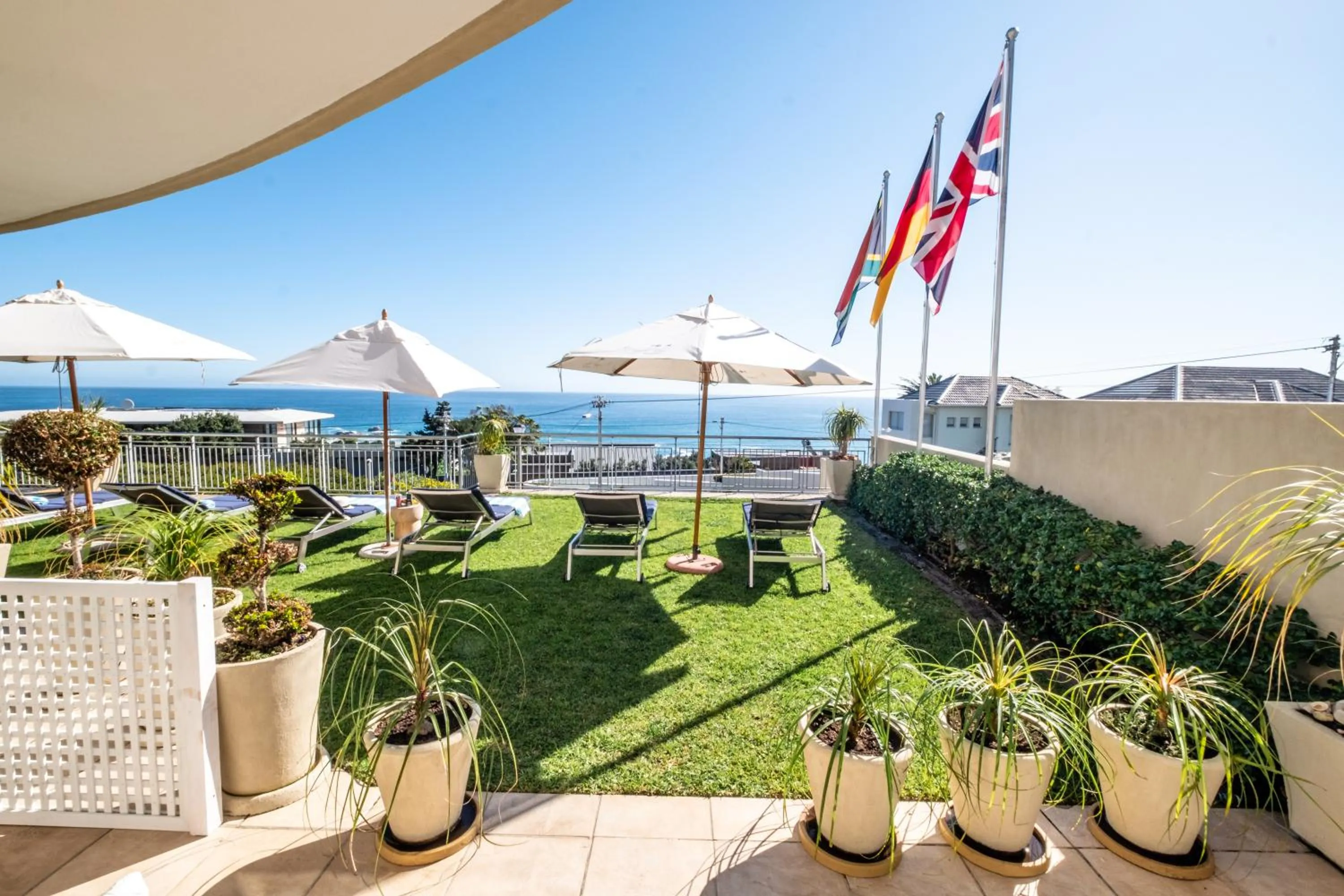 Balcony/Terrace in 3 On Camps Bay