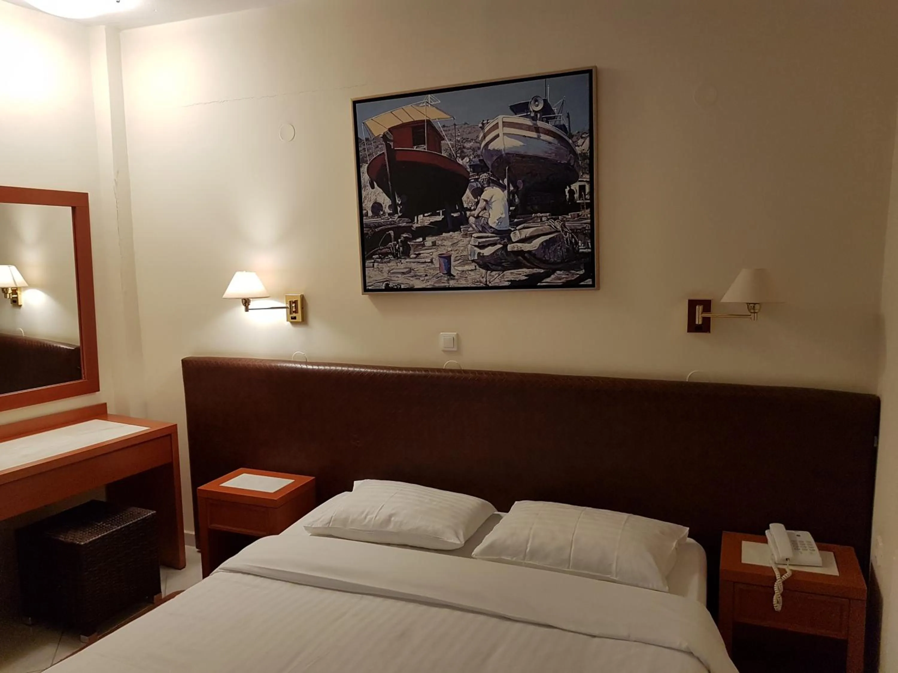 Photo of the whole room in Liberty Hotel