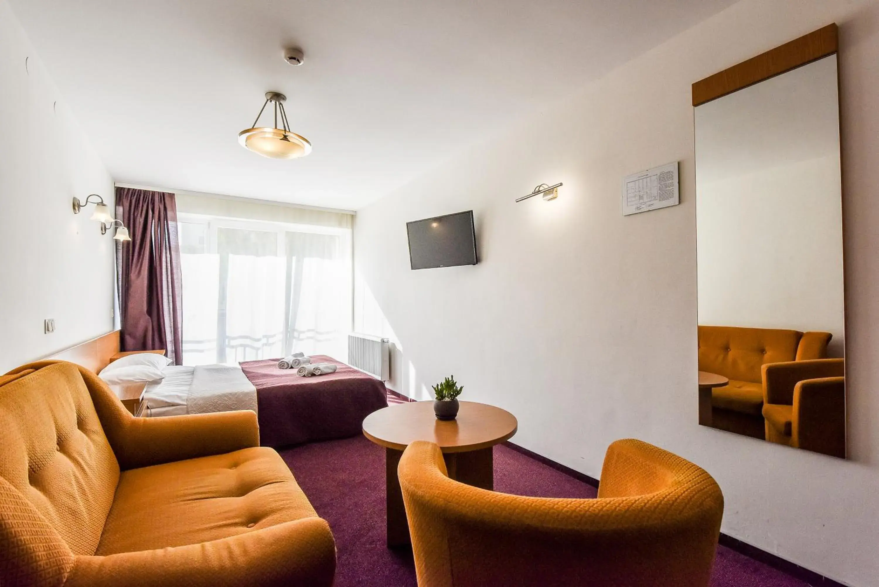 Superior Double Room with Sofa in Muza Hotel Superior Double Room with Sofa in Muza Hotel