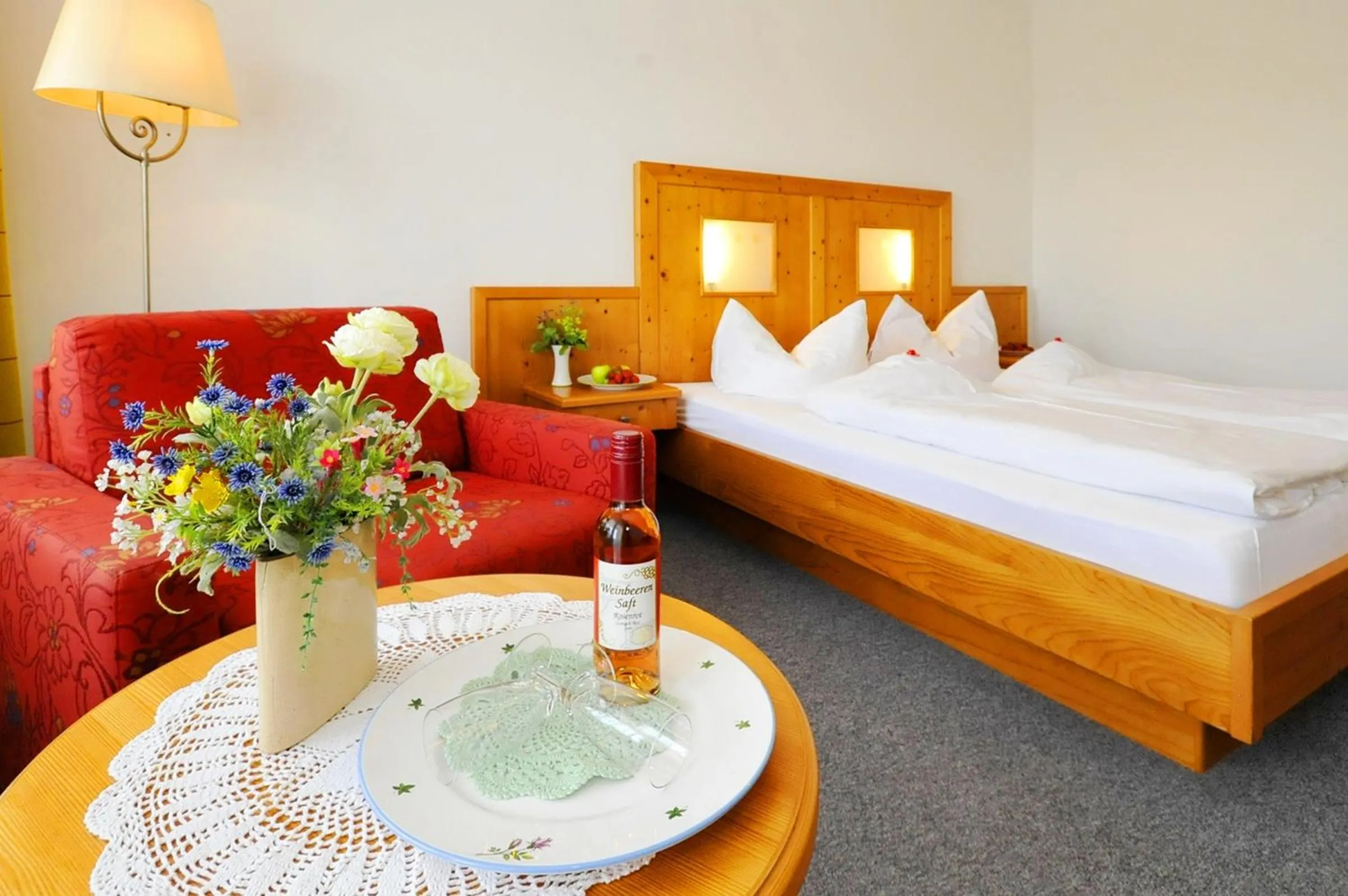 Photo of the whole room, Bed in Schlossgasthof