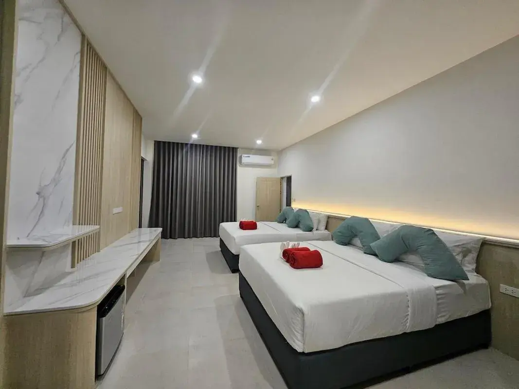 Bed in Grand Jomtien Palace Hotel - SHA Extra Plus Bed in Grand Jomtien Palace Hotel - SHA Extra Plus
