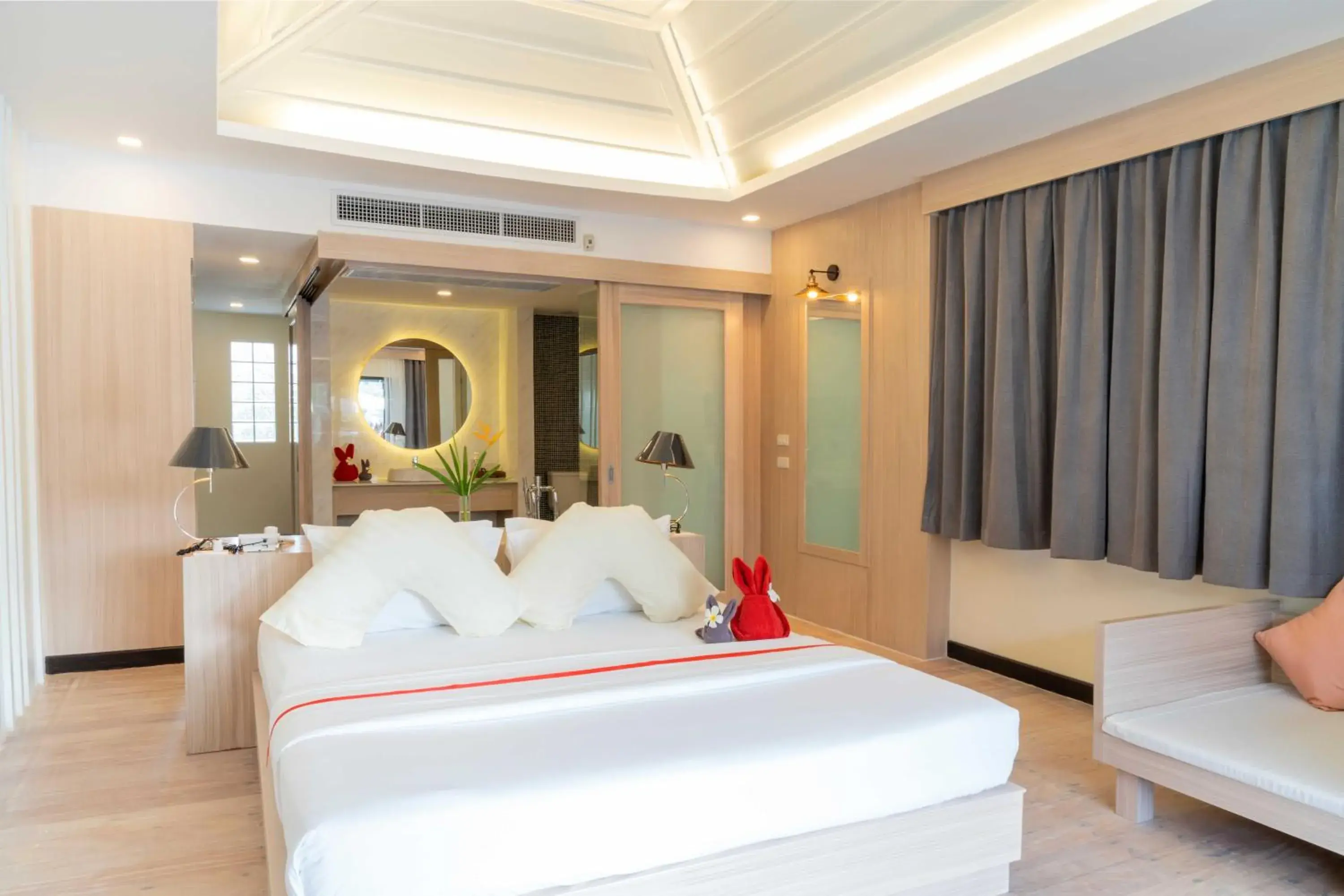 Bed in Grand Jomtien Palace Hotel - SHA Extra Plus Bed in Grand Jomtien Palace Hotel - SHA Extra Plus
