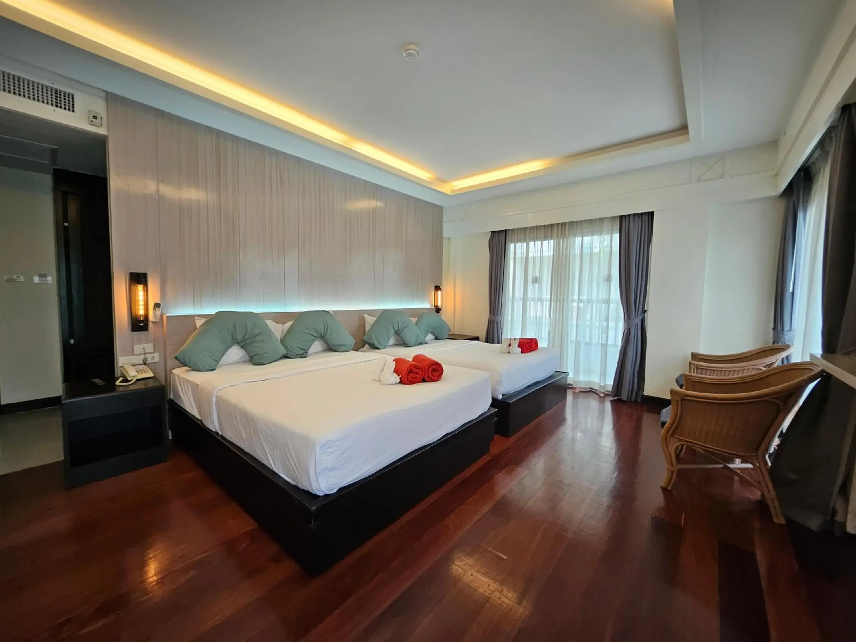 Bed in Grand Jomtien Palace Hotel - SHA Extra Plus Bed in Grand Jomtien Palace Hotel - SHA Extra Plus