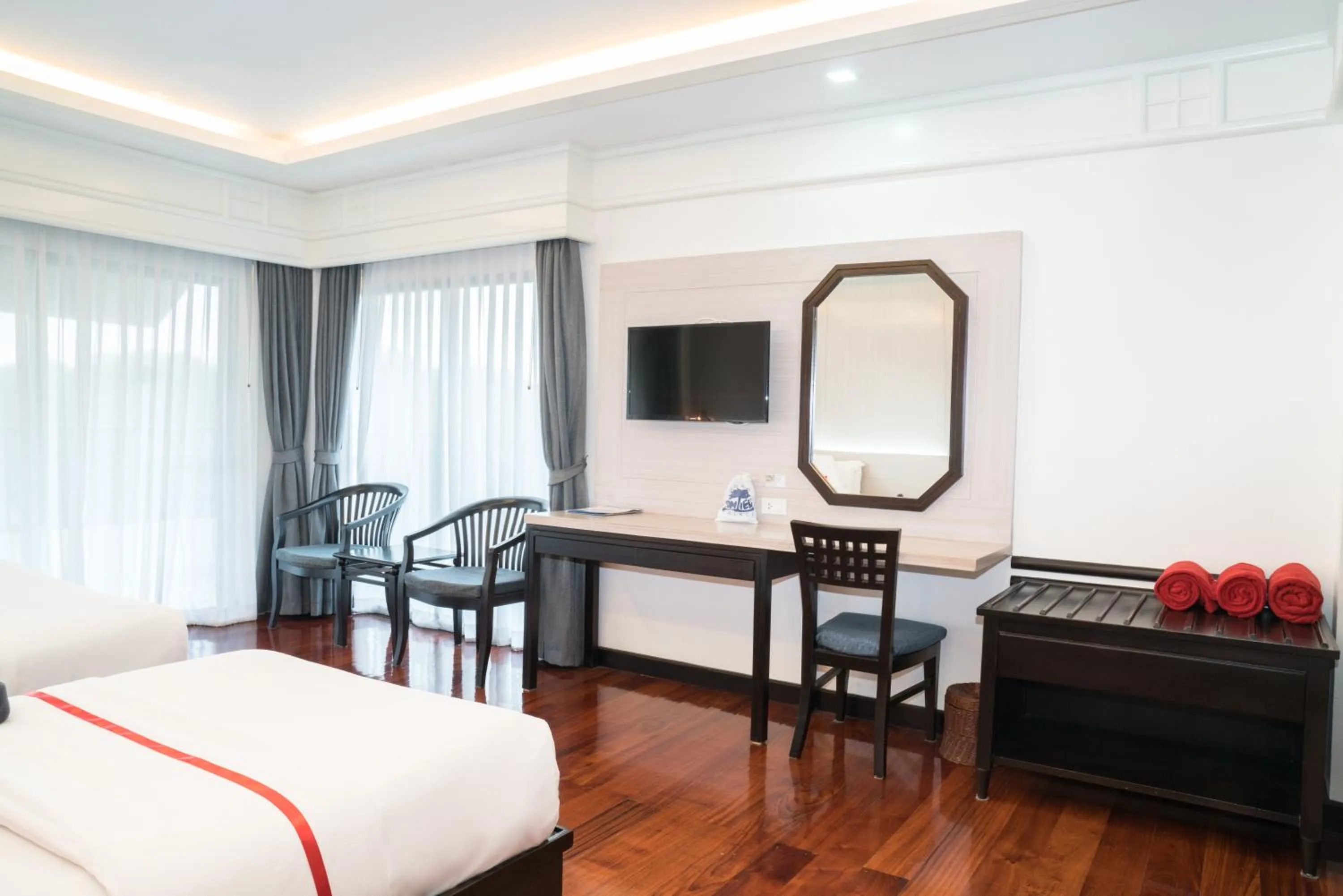 Bed in Grand Jomtien Palace Hotel - SHA Extra Plus