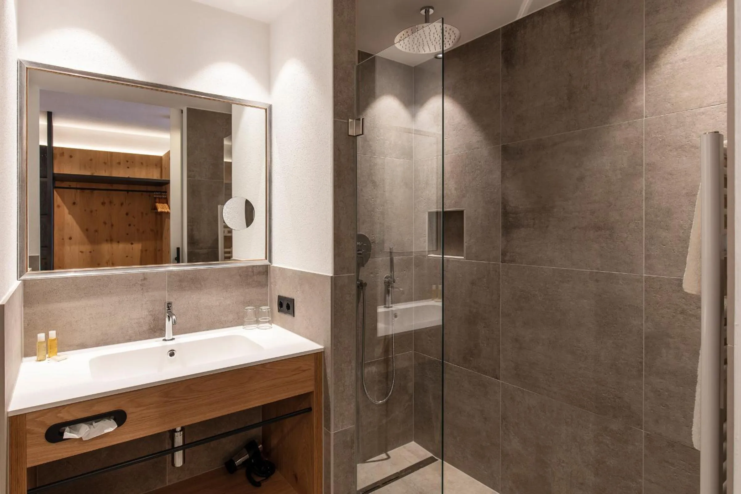 Bathroom in Urbanhof