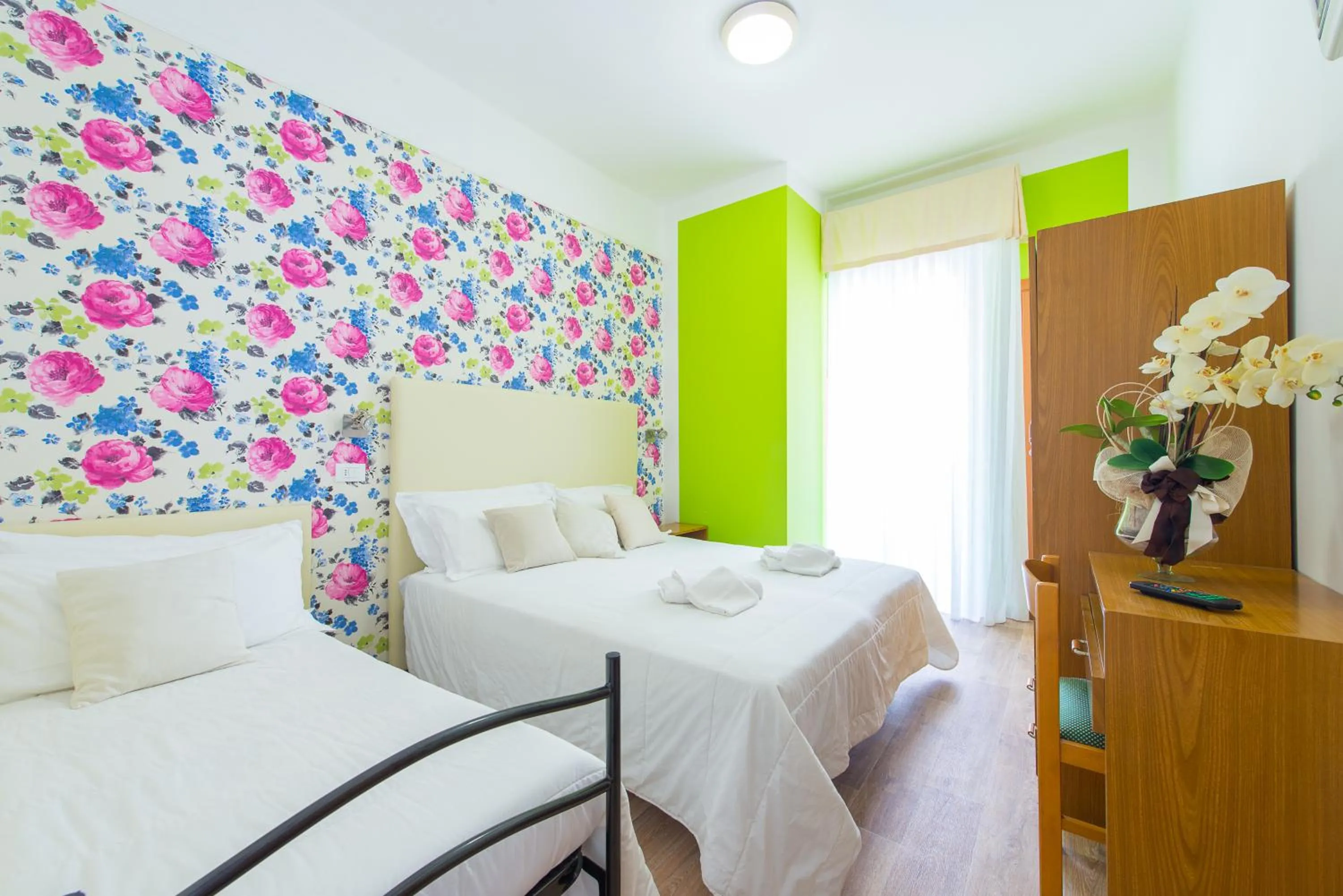 Bedroom, Bed in Hotel Galassia