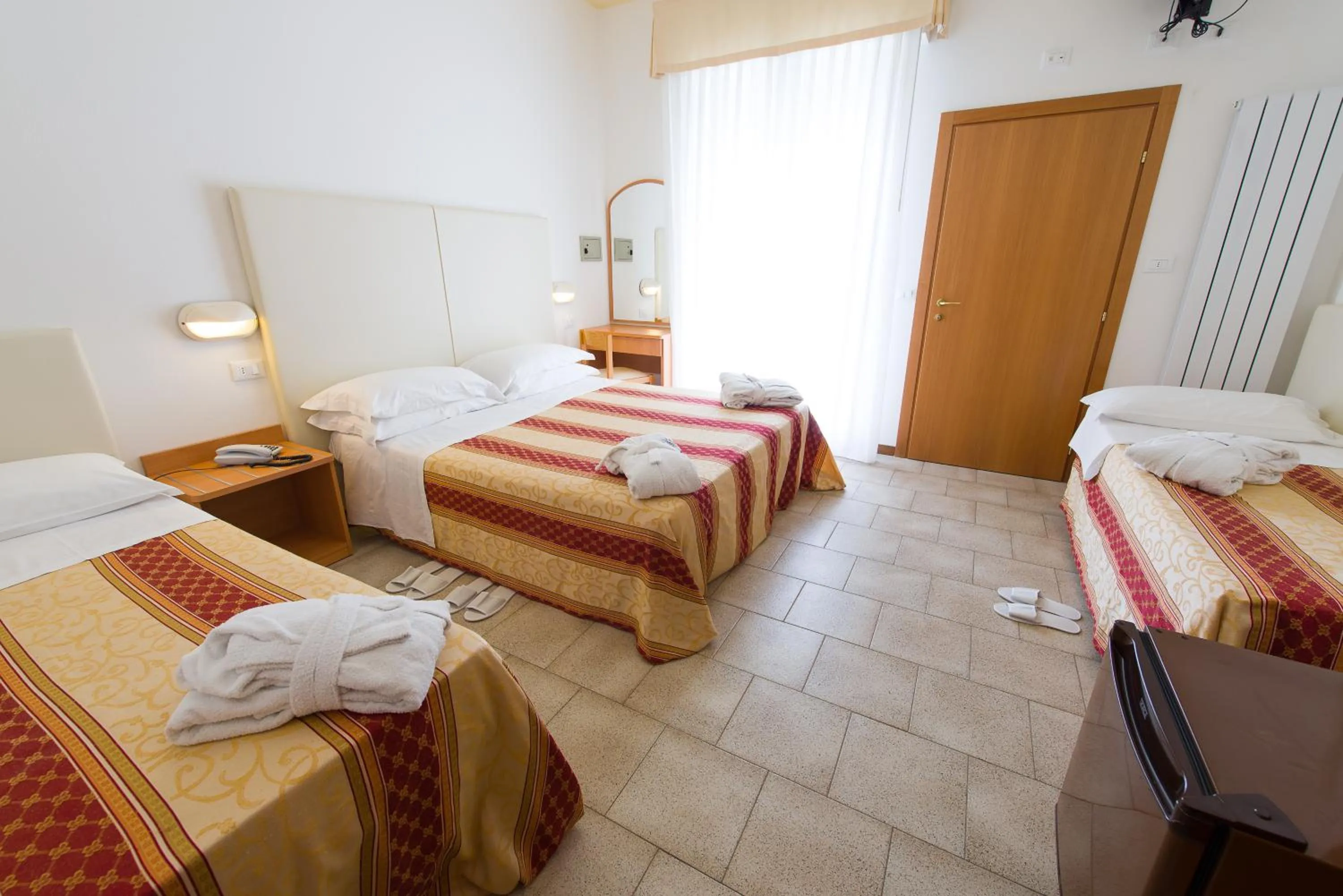 Bedroom, Bed in Hotel Galassia