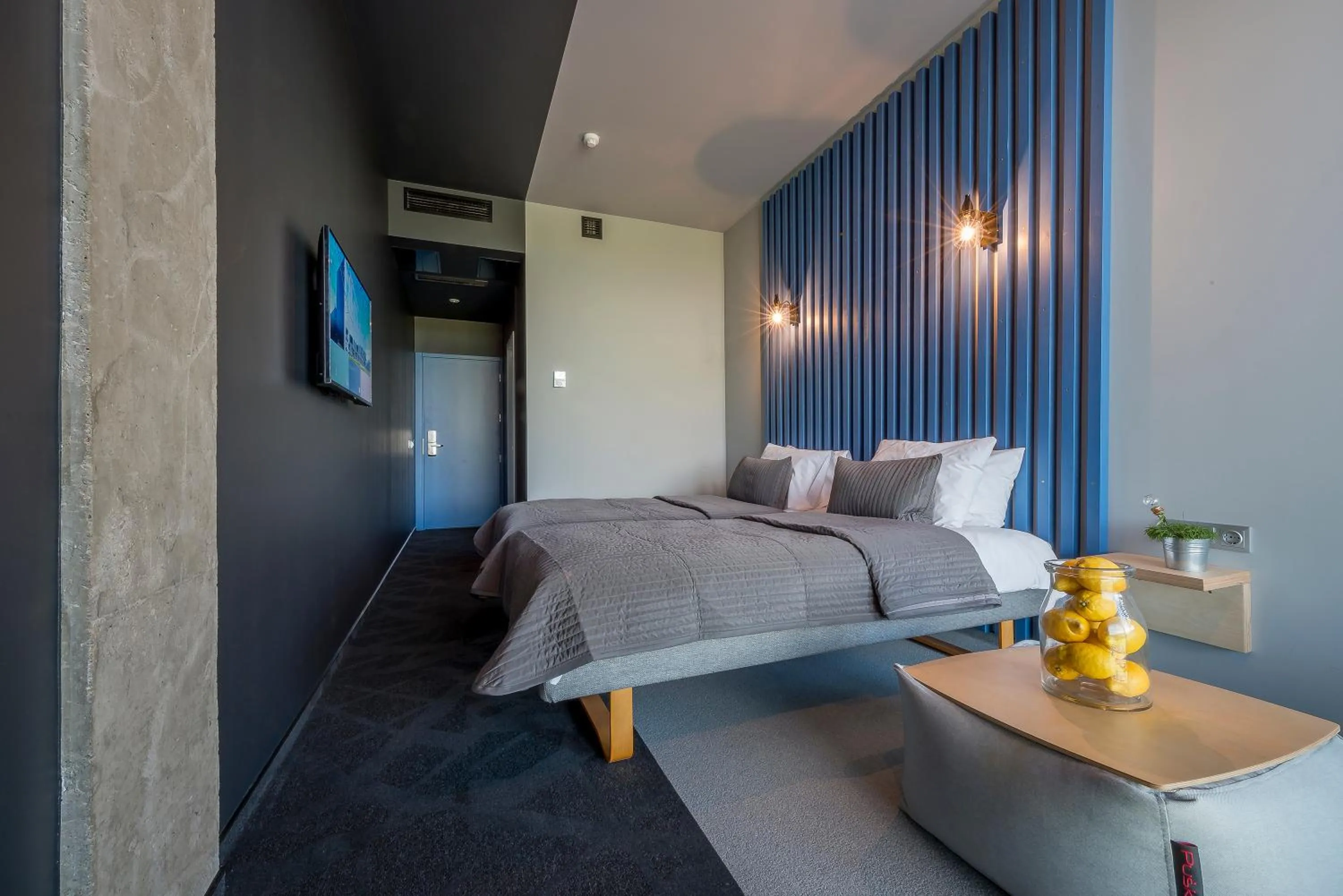 TV and multimedia, Bed in Urbihop Hotel