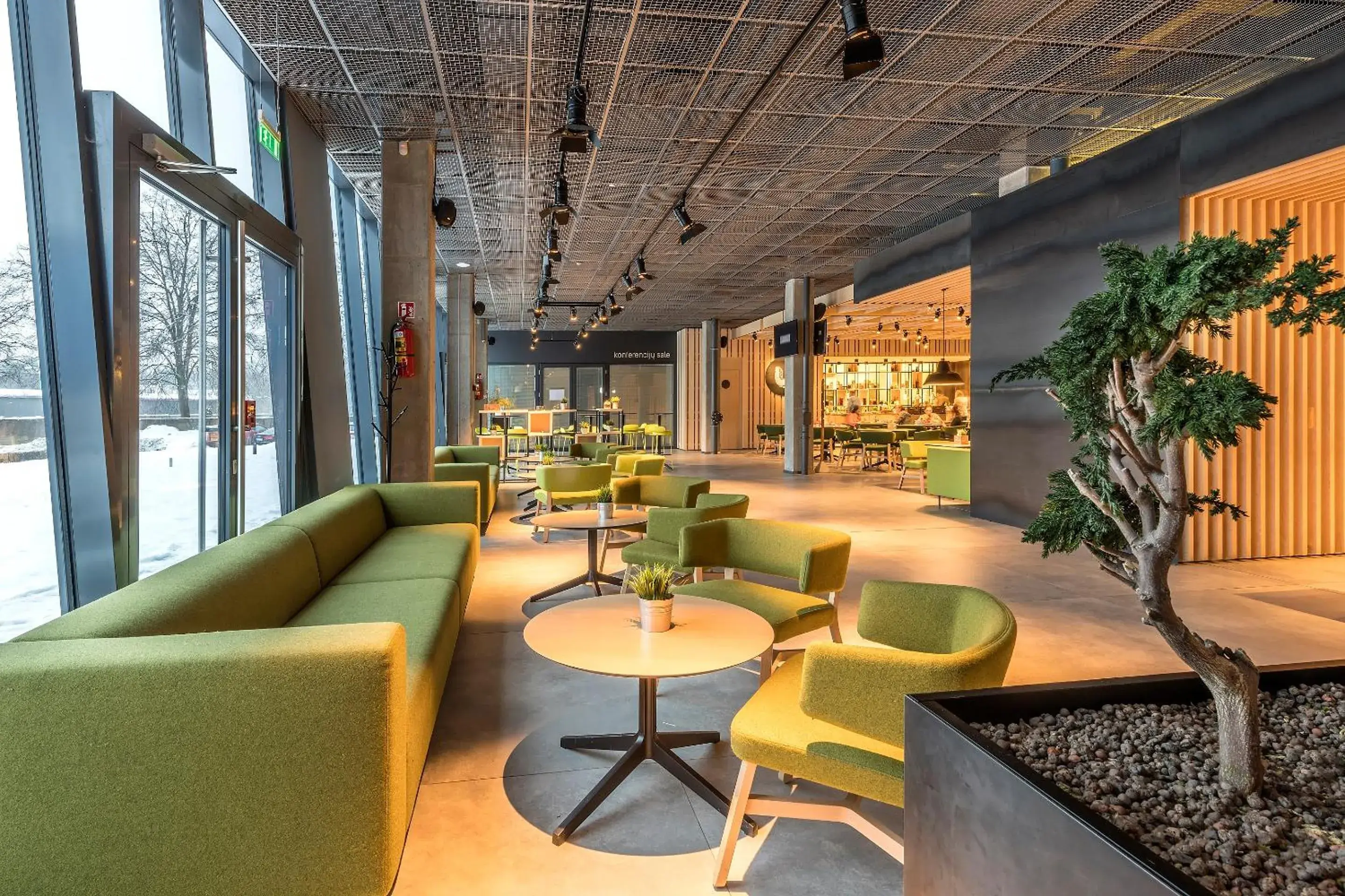 Restaurant/places to eat in Urbihop Hotel Restaurant/places to eat in Urbihop Hotel