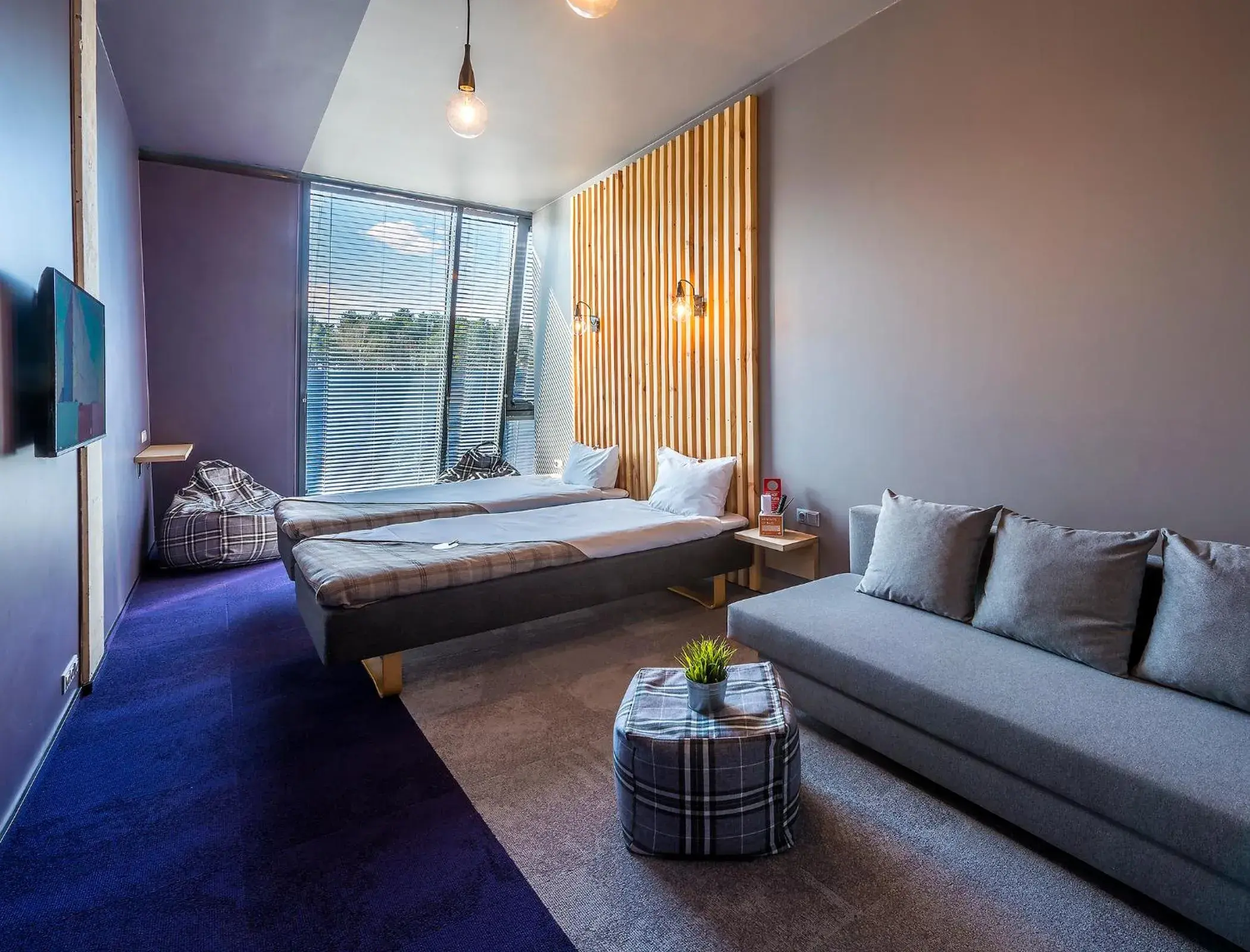 TV and multimedia, Bed in Urbihop Hotel TV and multimedia, Bed in Urbihop Hotel