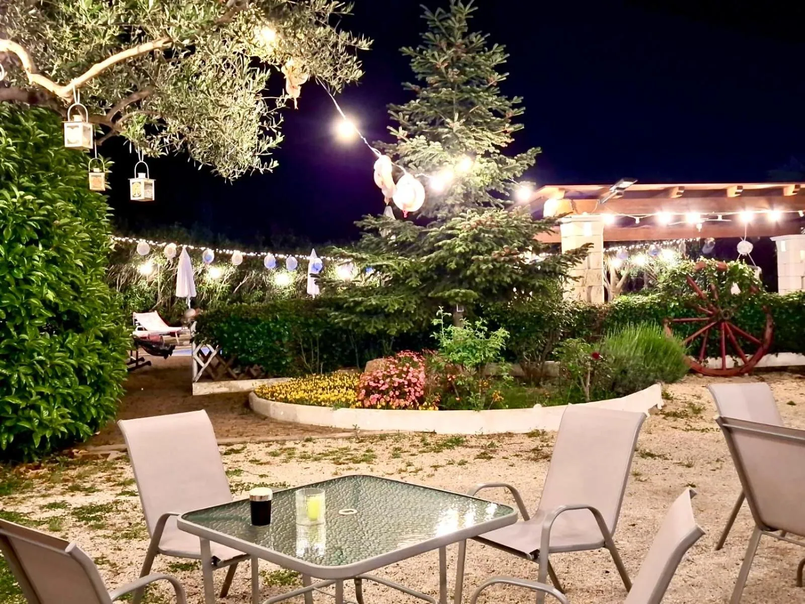 Garden view in Mirella Charming