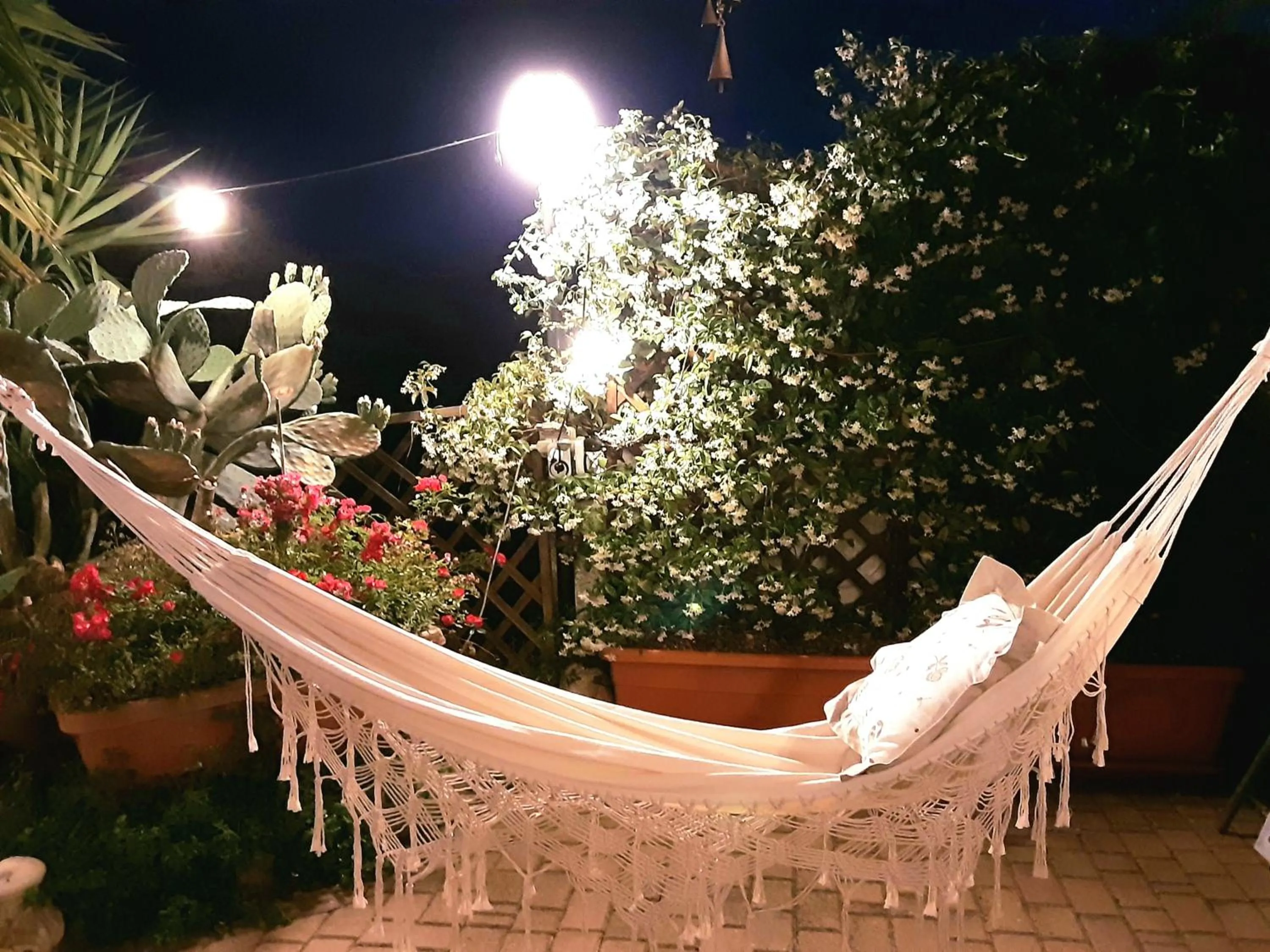 Patio in Mirella Charming