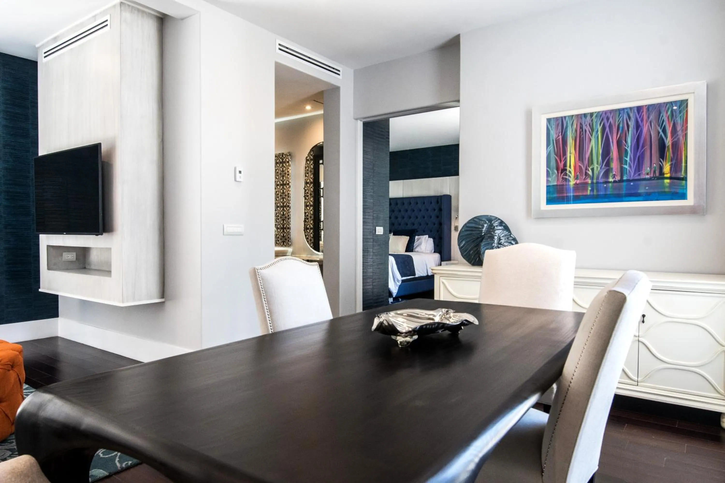 Dining area in Marsella 45