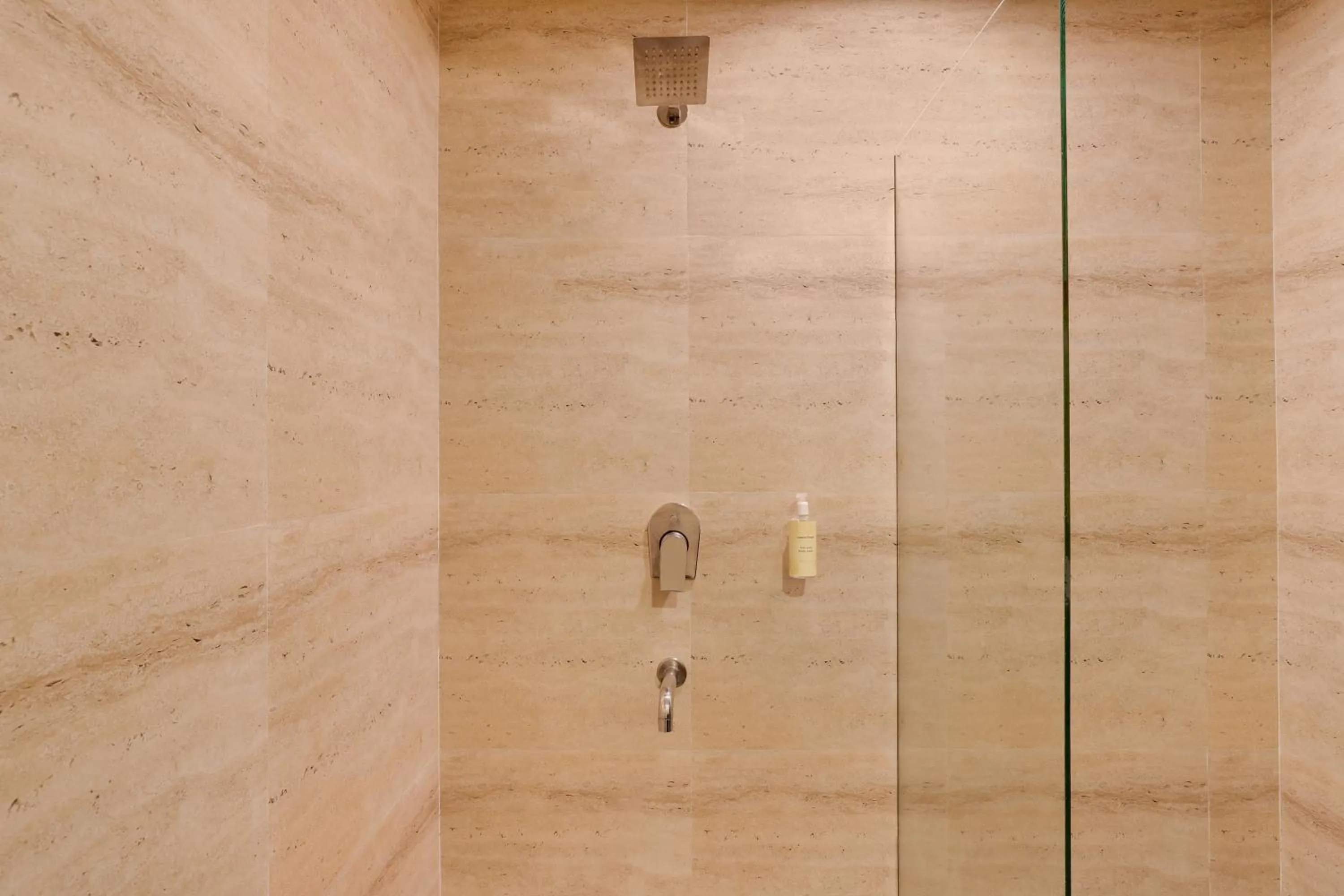 Bathroom in Lemon Tree Hotel, Dapoli