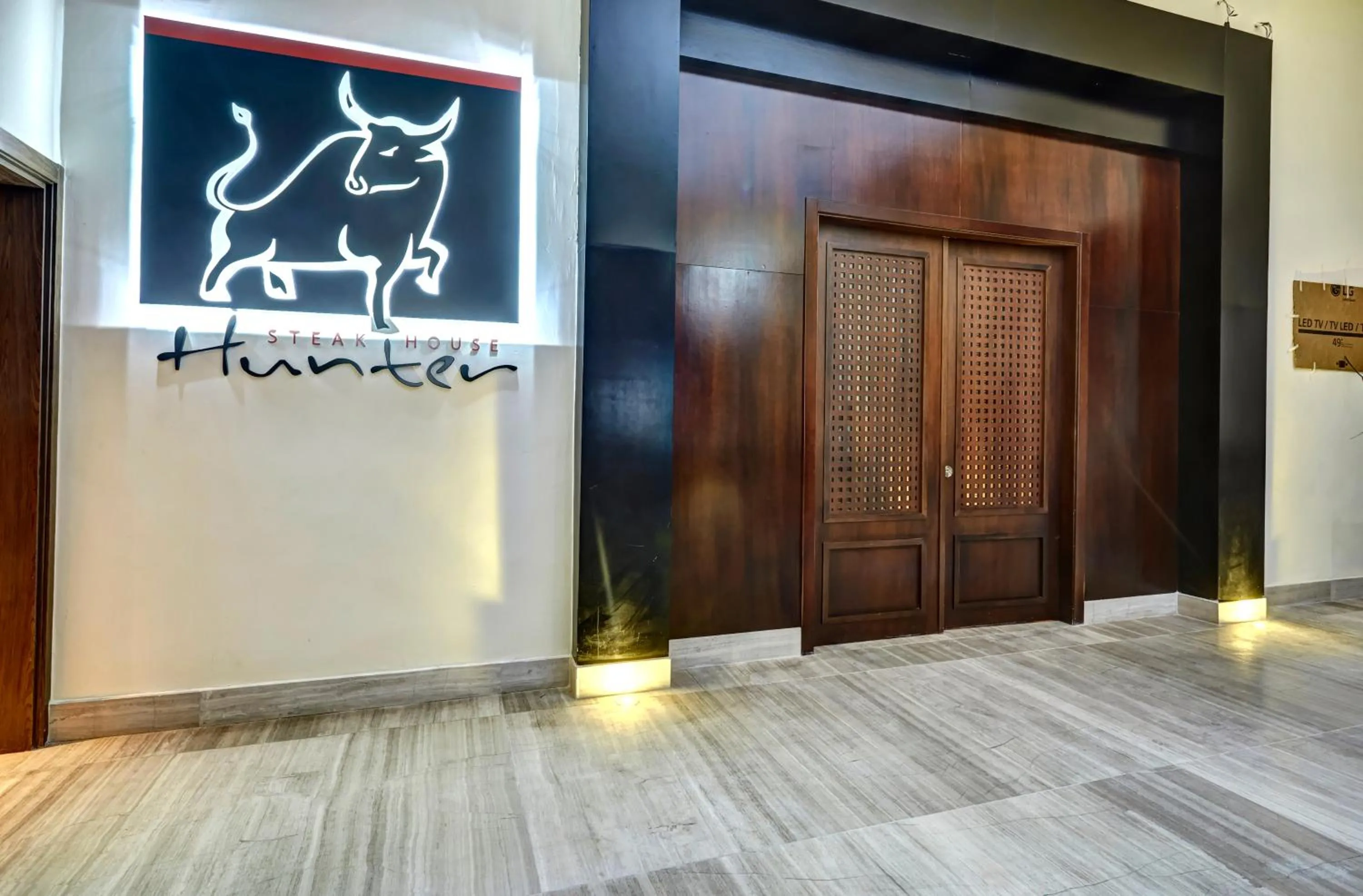 Restaurant/places to eat in Royalton Bavaro, An Autograph Collection All-Inclusive Resort & Casino