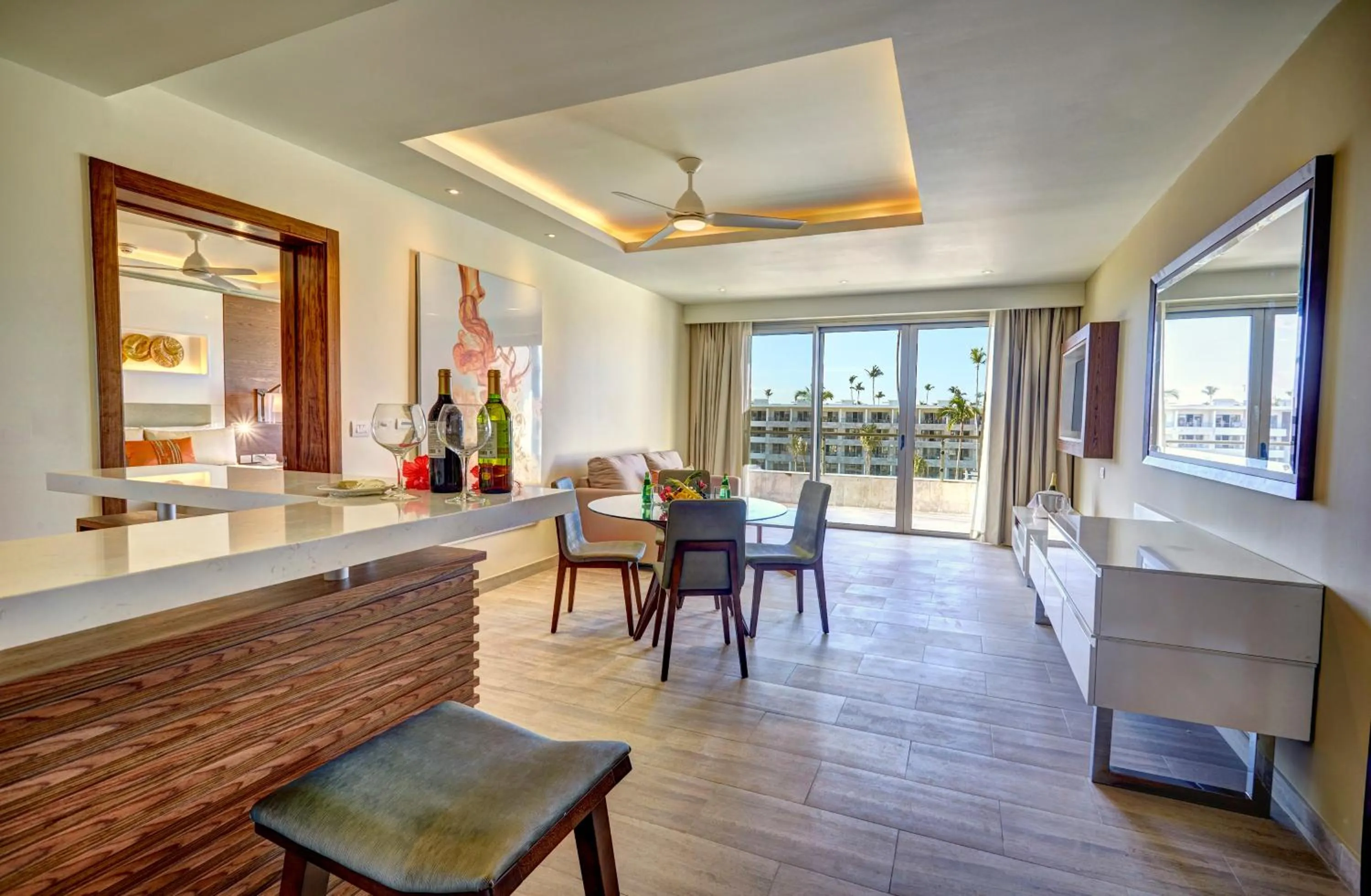 Living room in Royalton Bavaro, An Autograph Collection All-Inclusive Resort & Casino