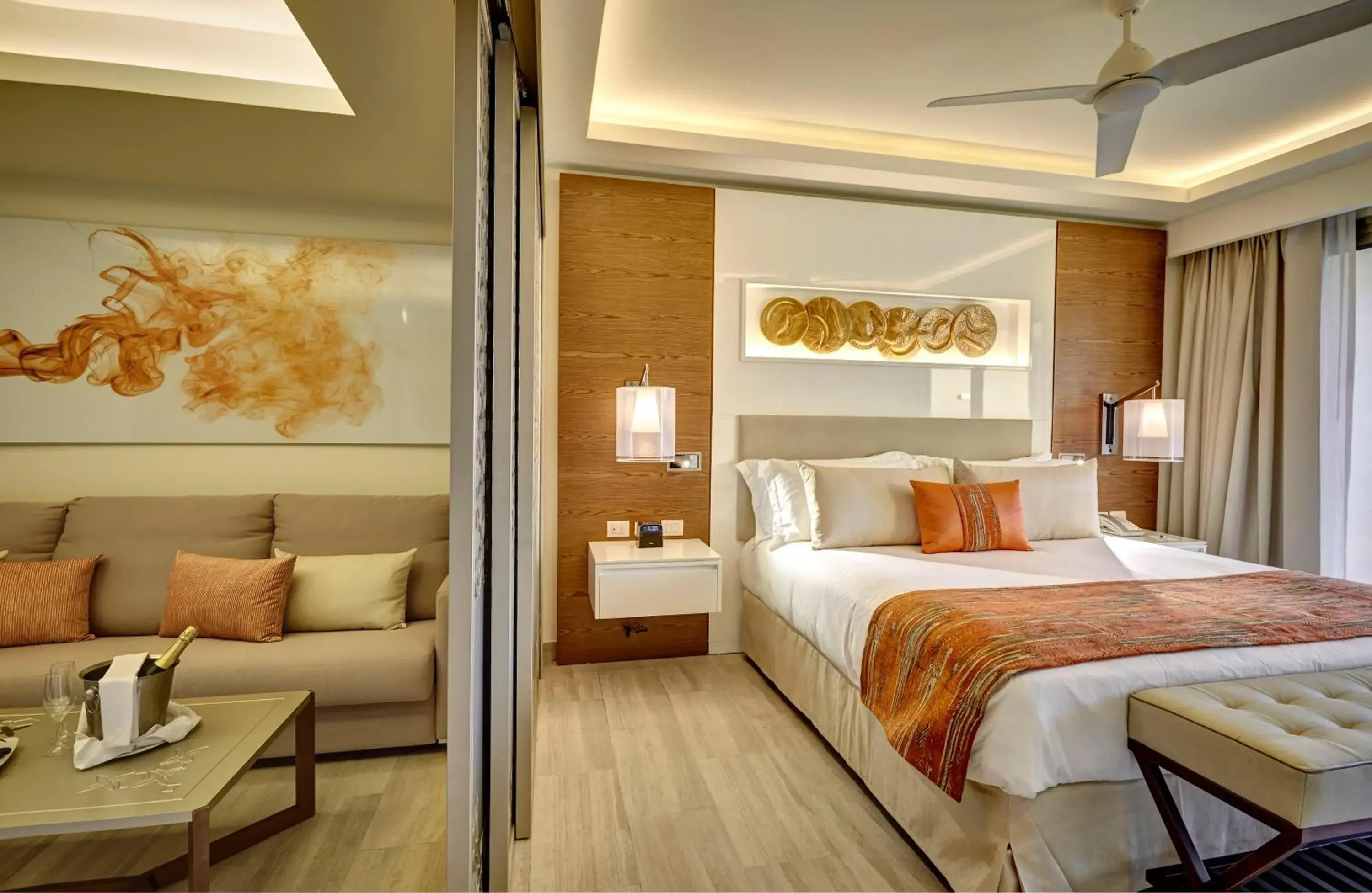Bedroom, Bed in Royalton Bavaro, An Autograph Collection All-Inclusive Resort & Casino Bedroom, Bed in Royalton Bavaro, An Autograph Collection All-Inclusive Resort & Casino