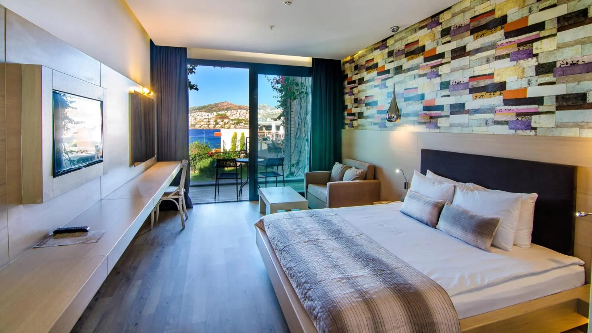 View (from property/room), Bed in Costa Farilya Special Class Hotel Bodrum