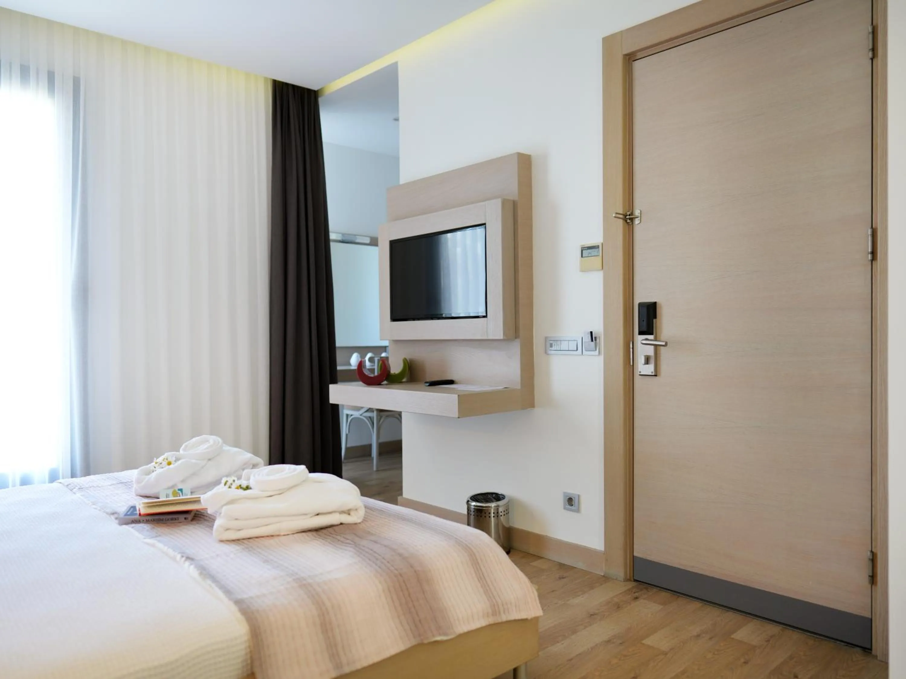 View (from property/room), Bed in Costa Farilya Special Class Hotel Bodrum