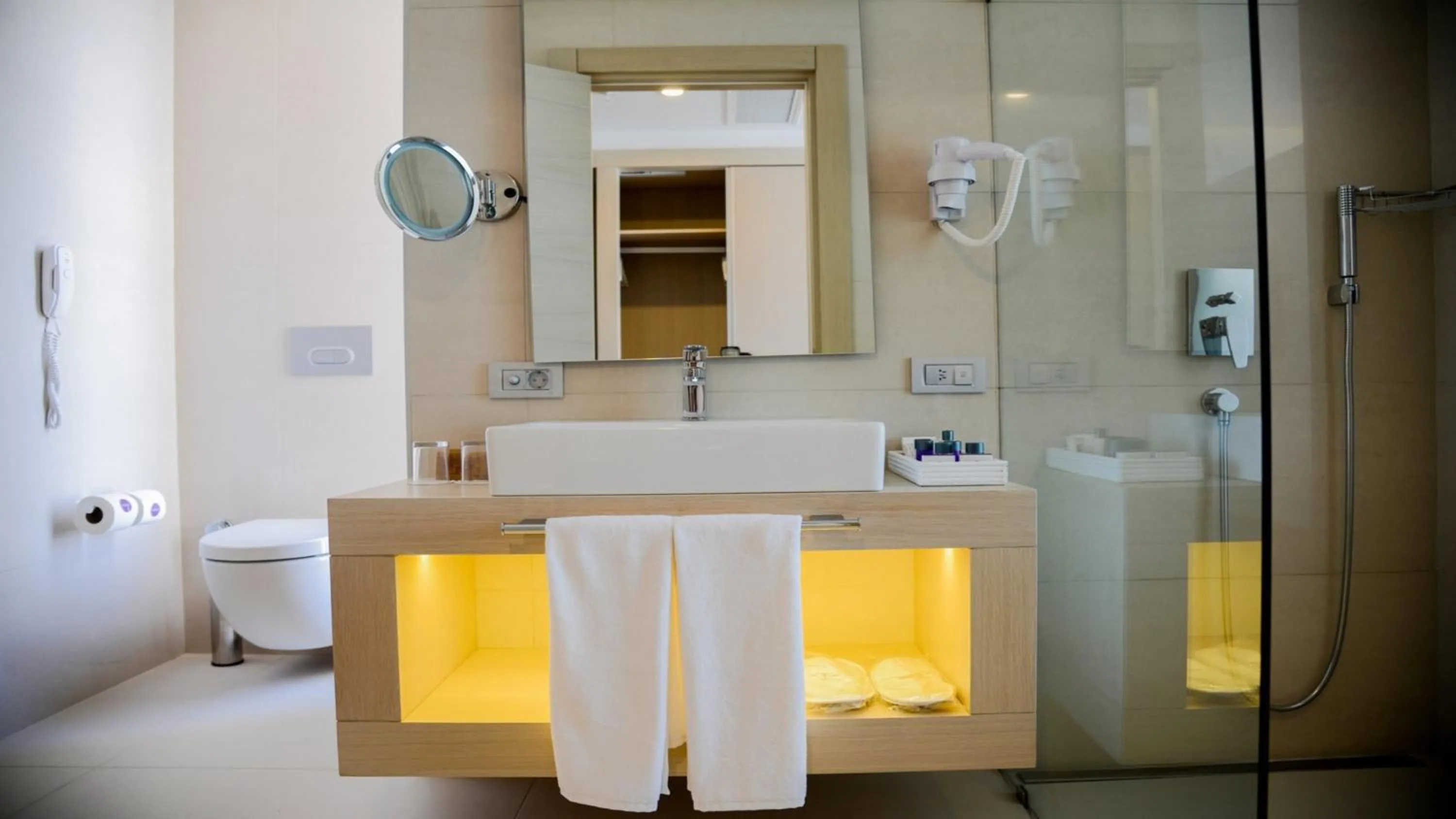 Toilet in Costa Farilya Special Class Hotel Bodrum