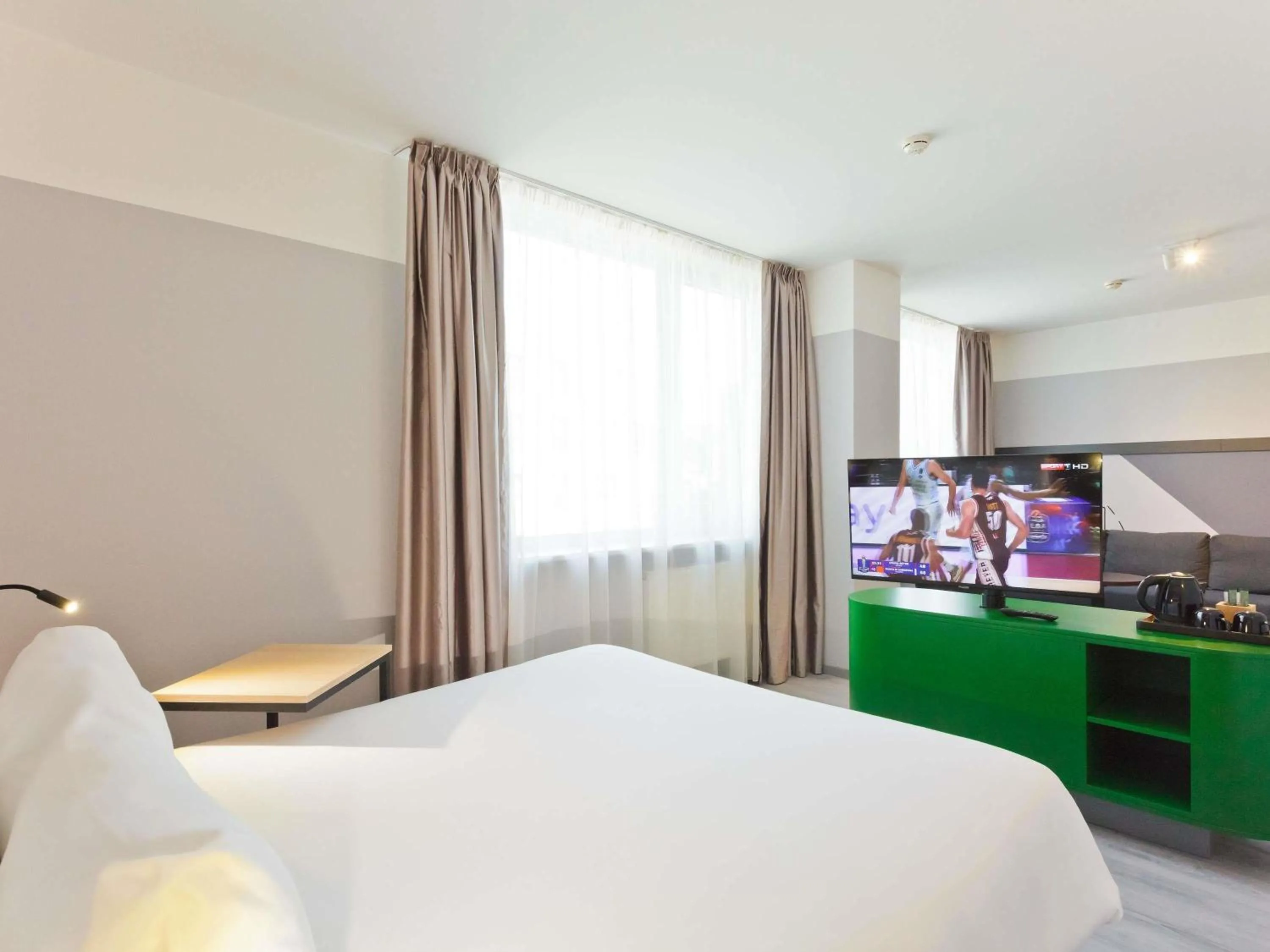 Bedroom, Bed in IBIS Styles Kaunas Centre