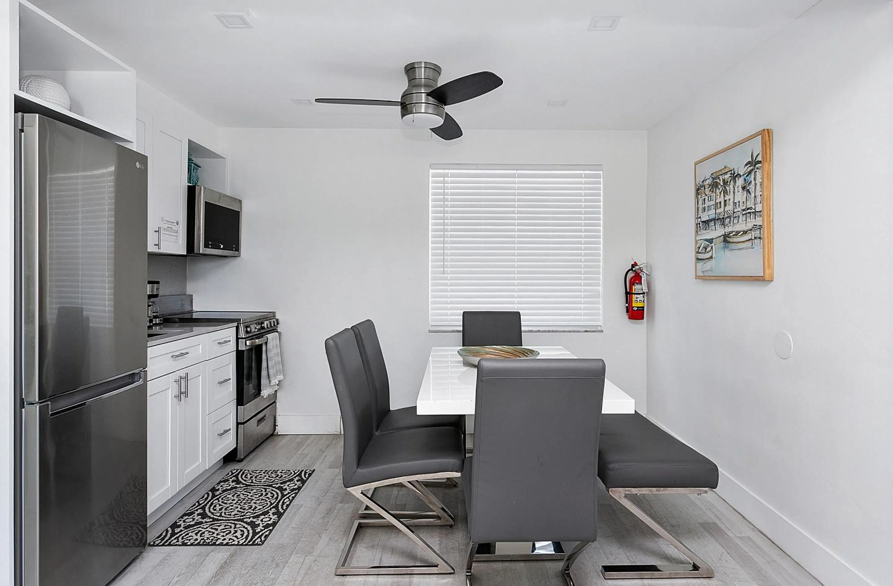 Kitchen or kitchenette in Blue Sky