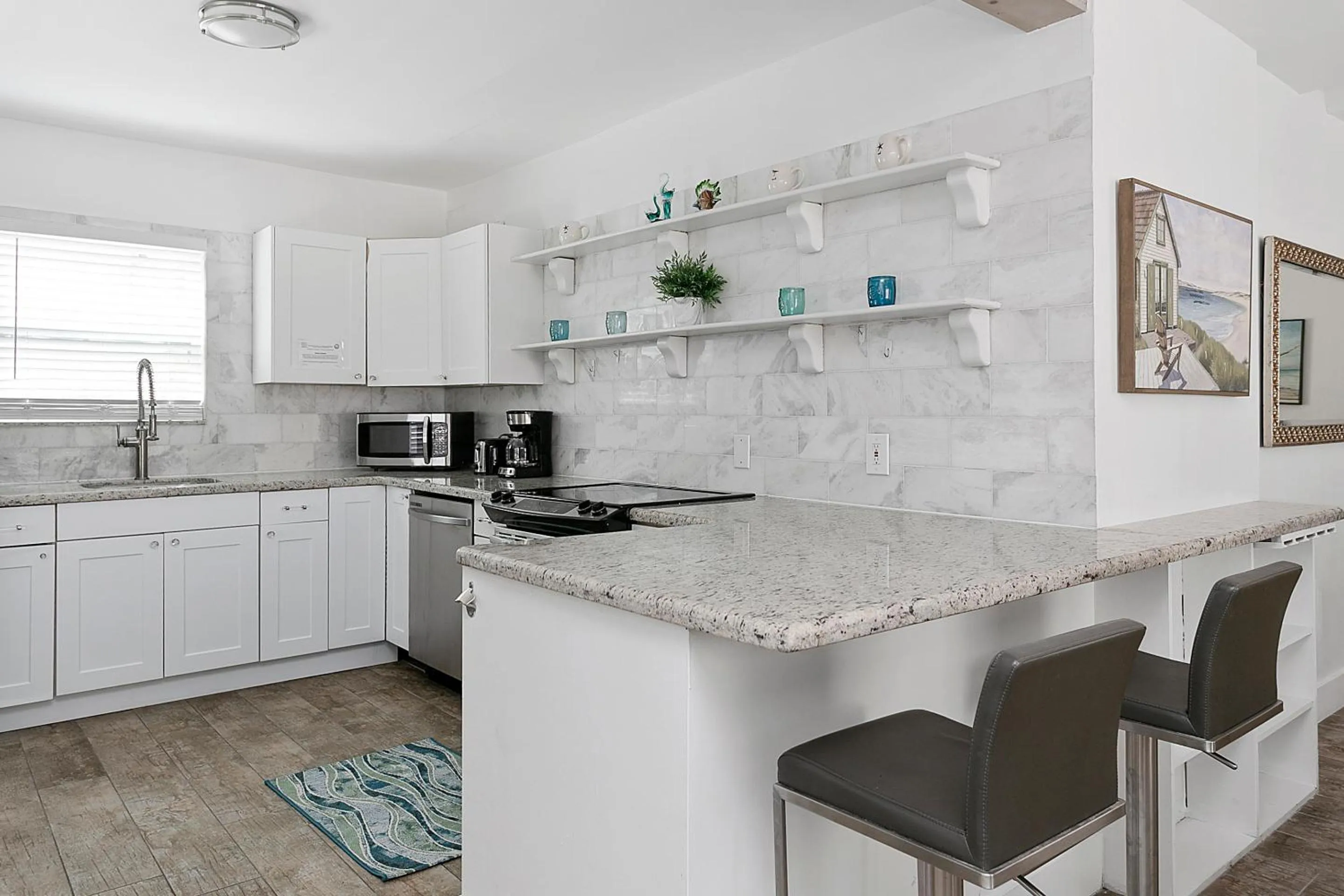 Kitchen or kitchenette in Blue Sky