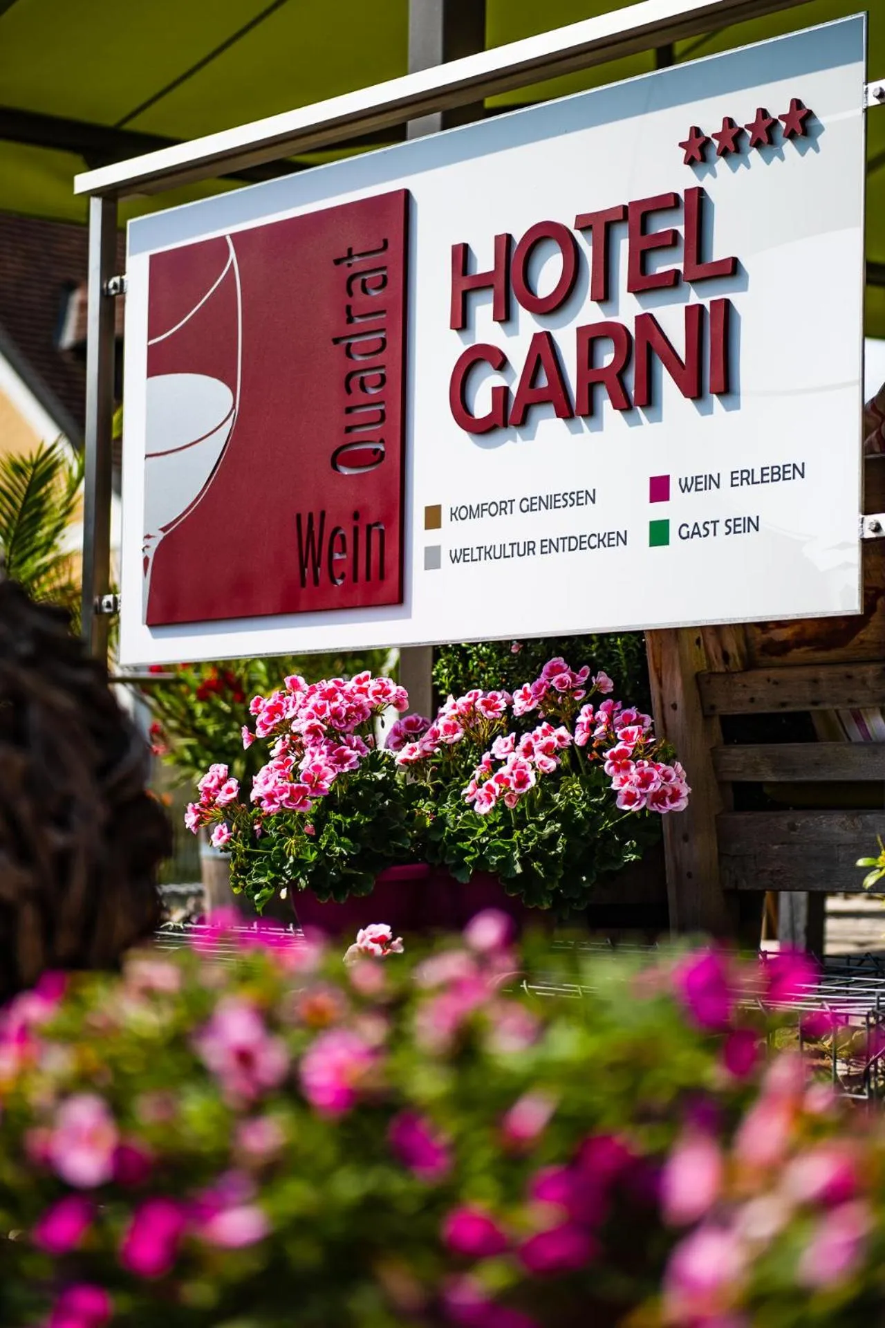 Logo/Certificate/Sign in Das WeinQuadrat - boutique stay