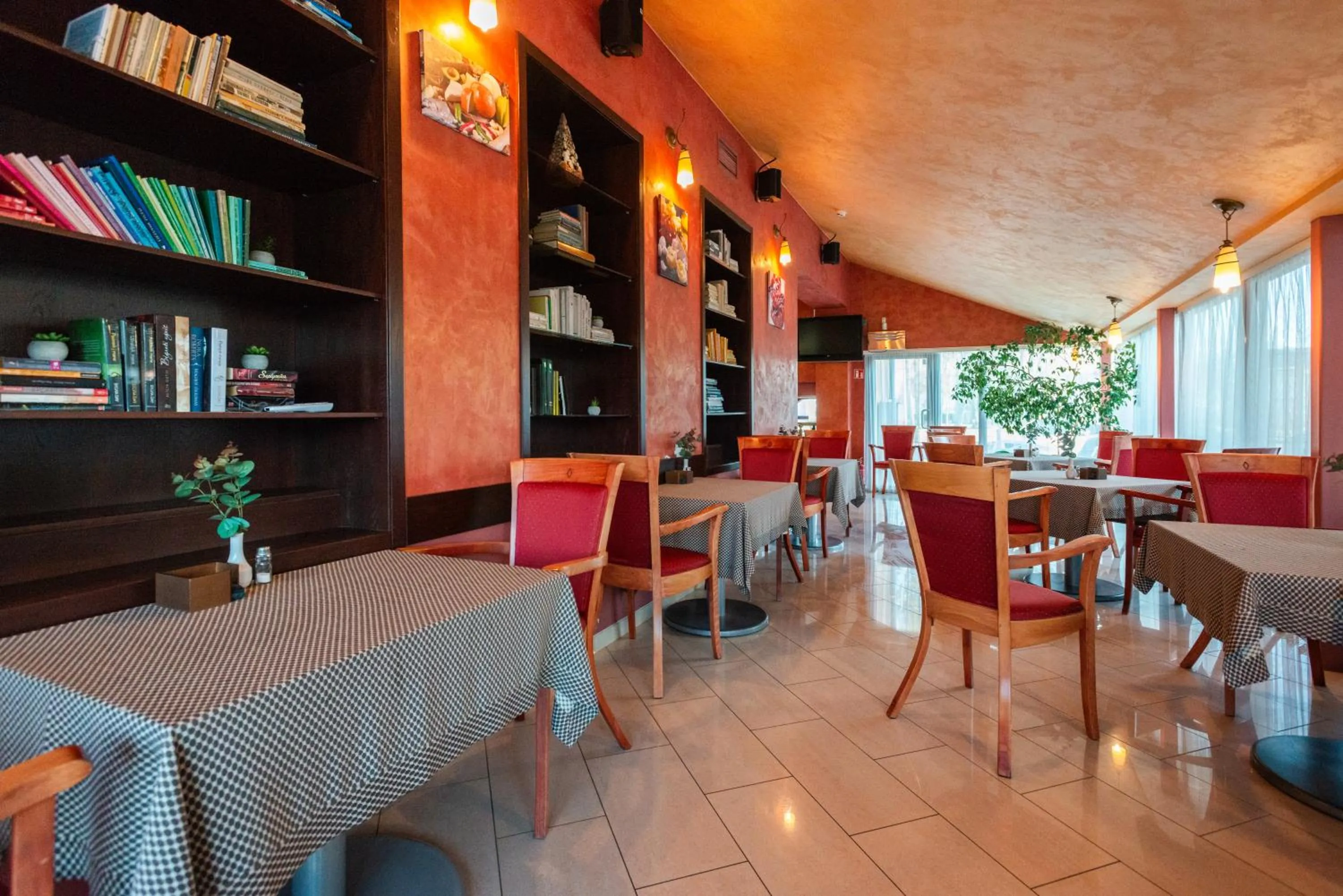 Restaurant/places to eat in Hotel Medūna